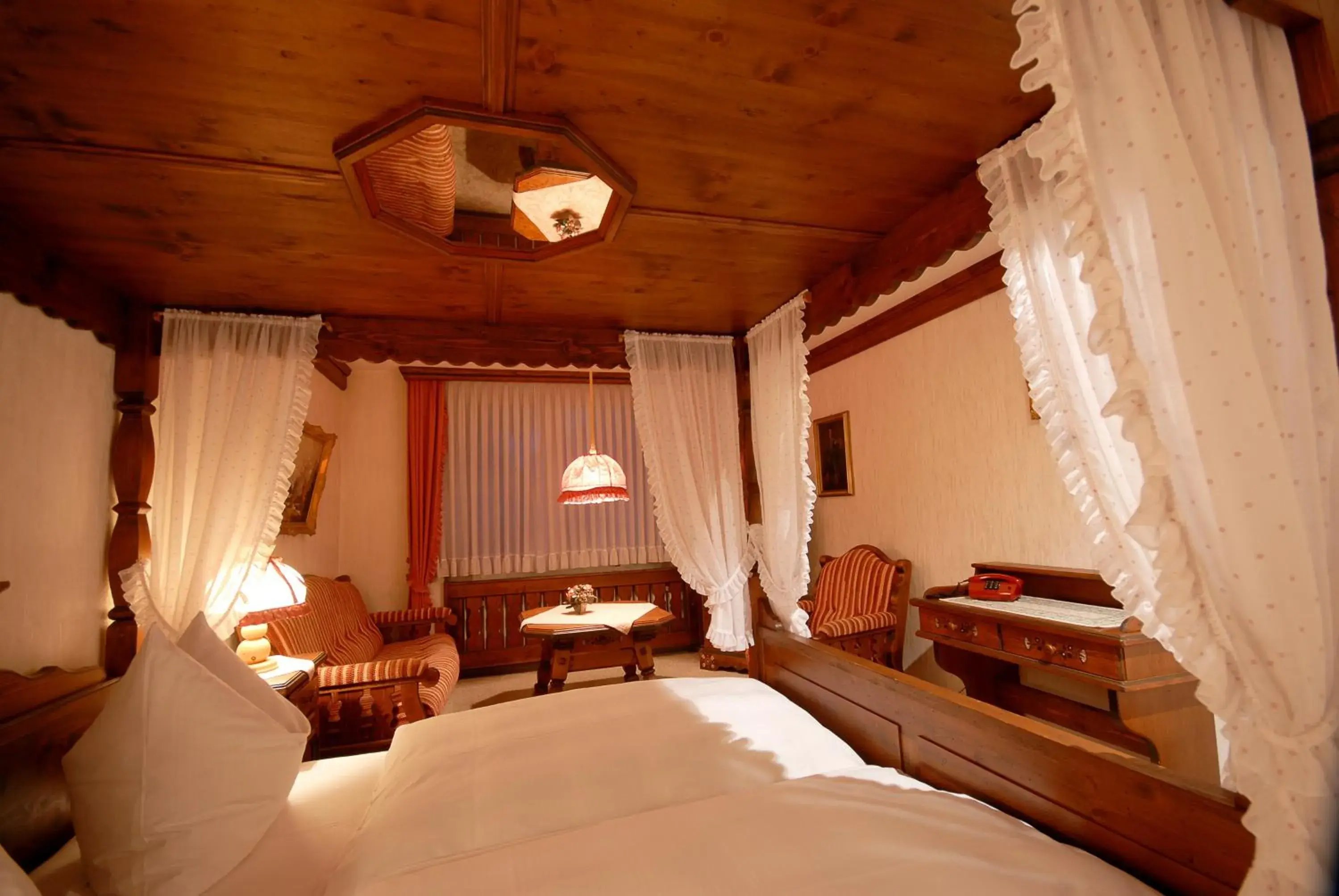 Romantic Double Room - single occupancy in Hotel Gondel Romantic Double Room - single occupancy in Hotel Gondel