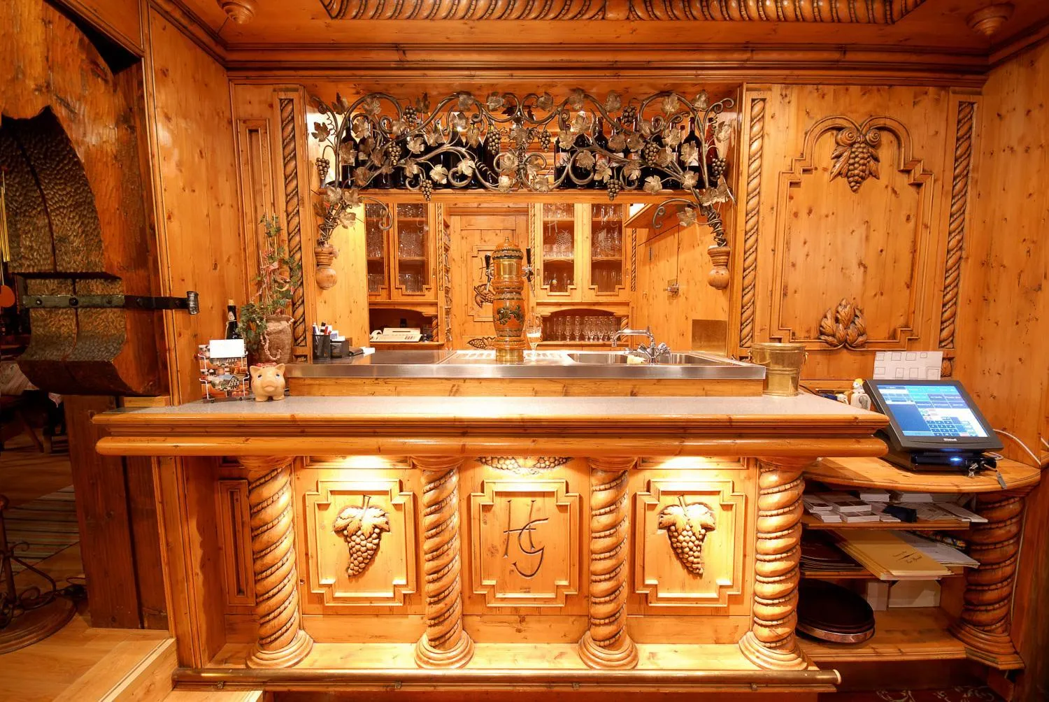 Restaurant/places to eat in Hotel Gondel