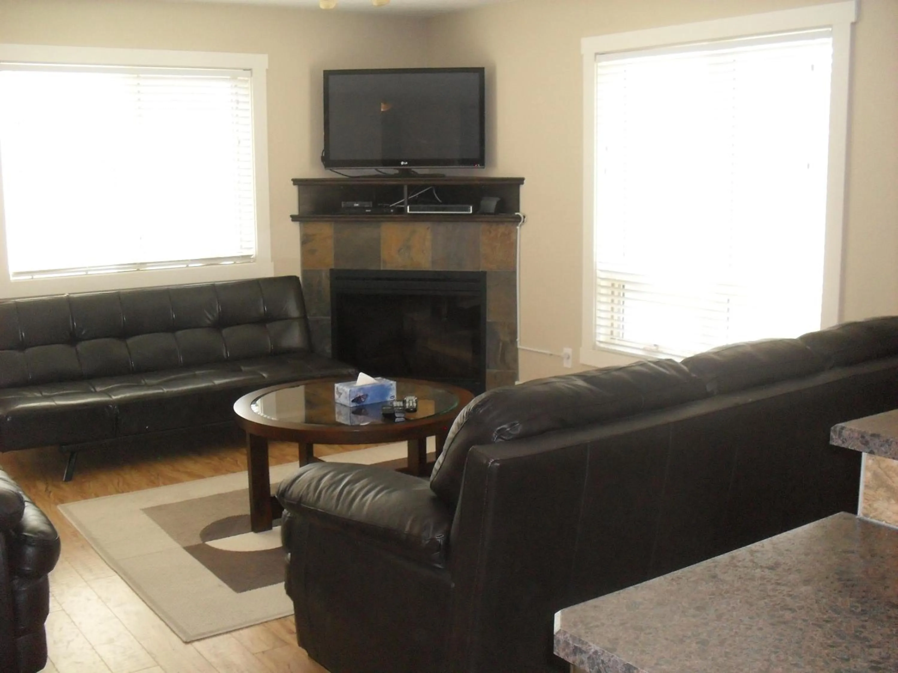 Living room in Mountain View Radium Condo - Copper Horn Village
