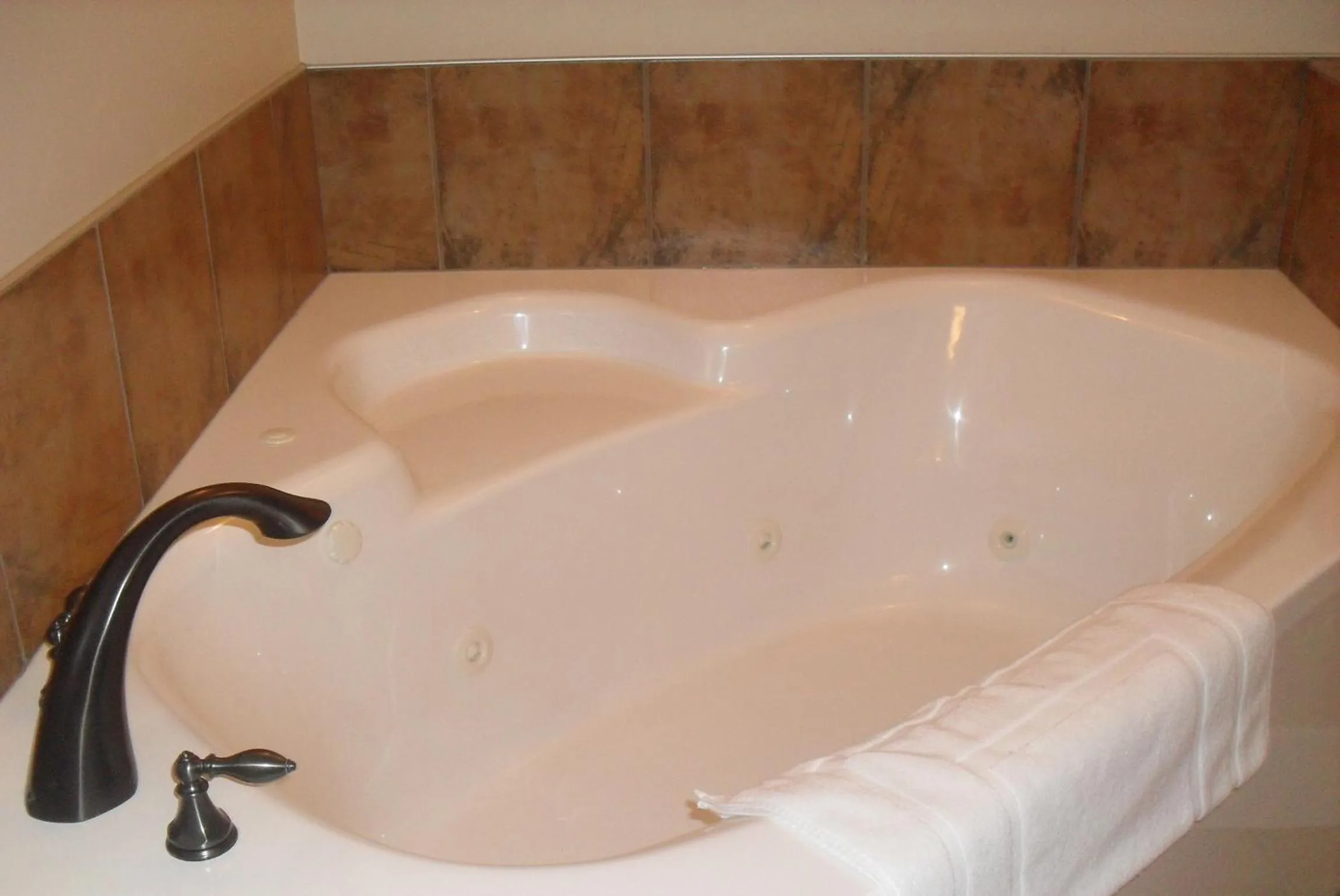 Bathroom in Mountain View Radium Condo - Copper Horn Village