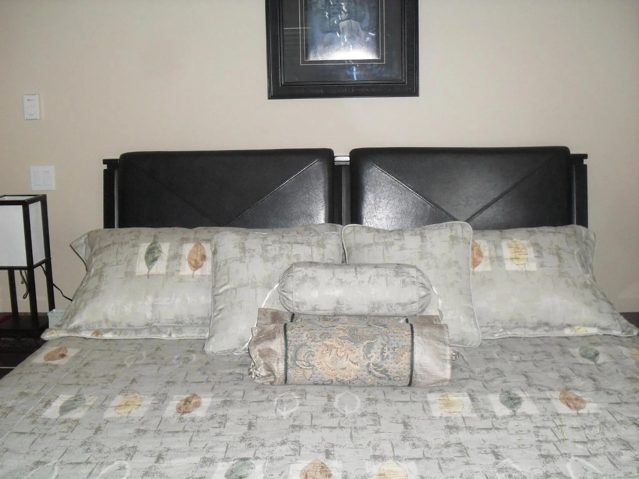 Bed in Mountain View Radium Condo - Copper Horn Village