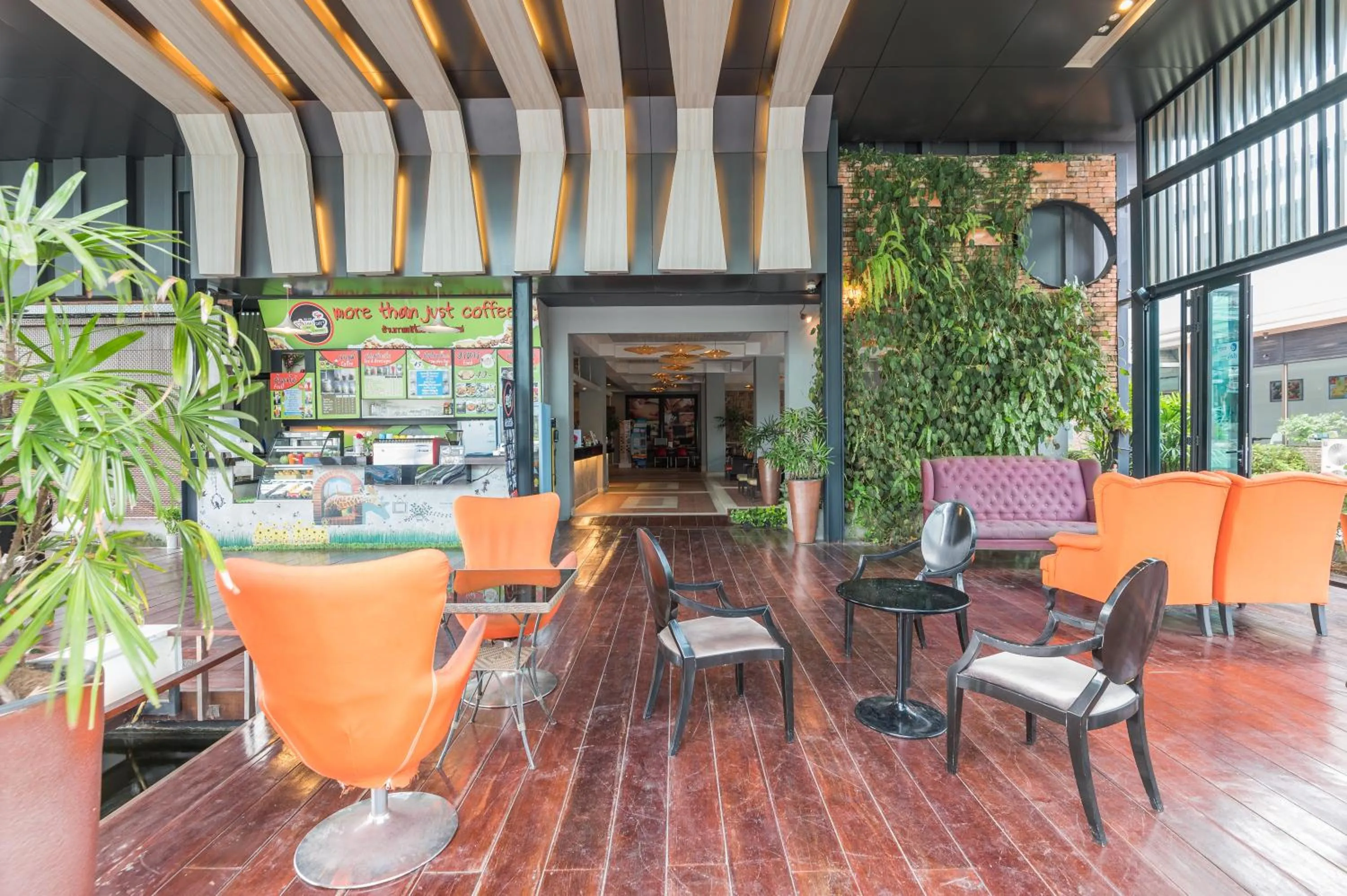 Lobby or reception in Lantana Pattaya - SHA Extra Plus