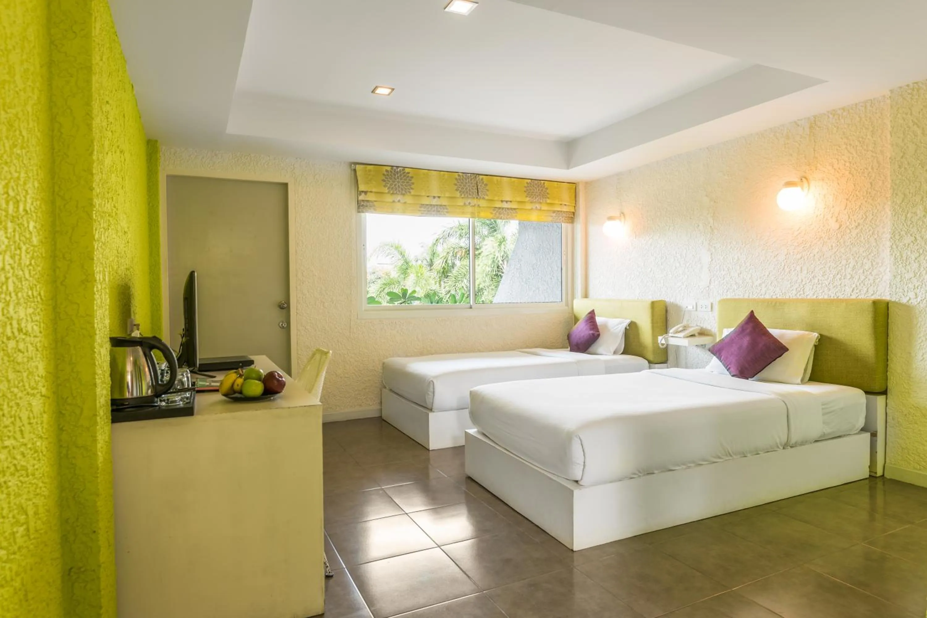 Photo of the whole room, Bed in Lantana Pattaya - SHA Extra Plus