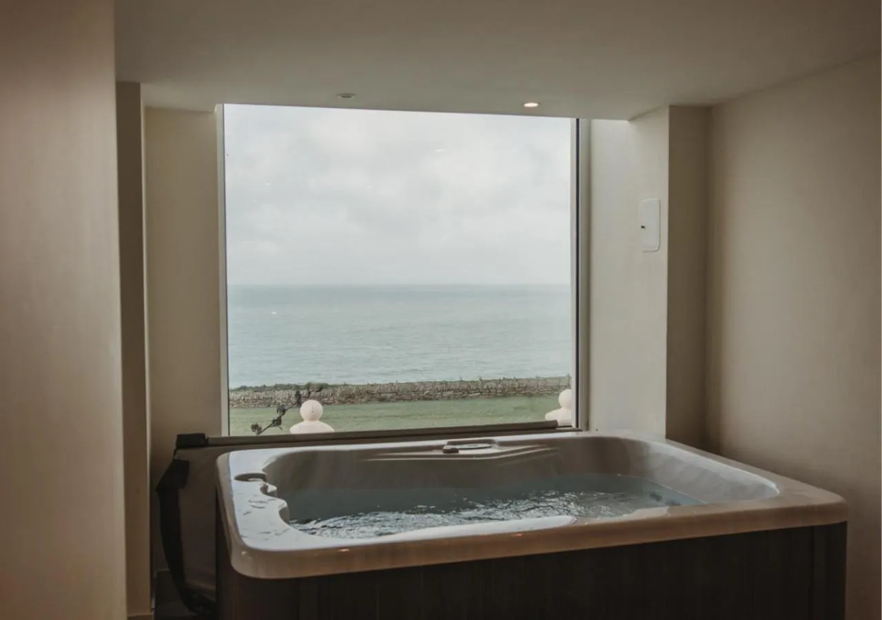 Swimming pool in Atlantic Hotel Newquay