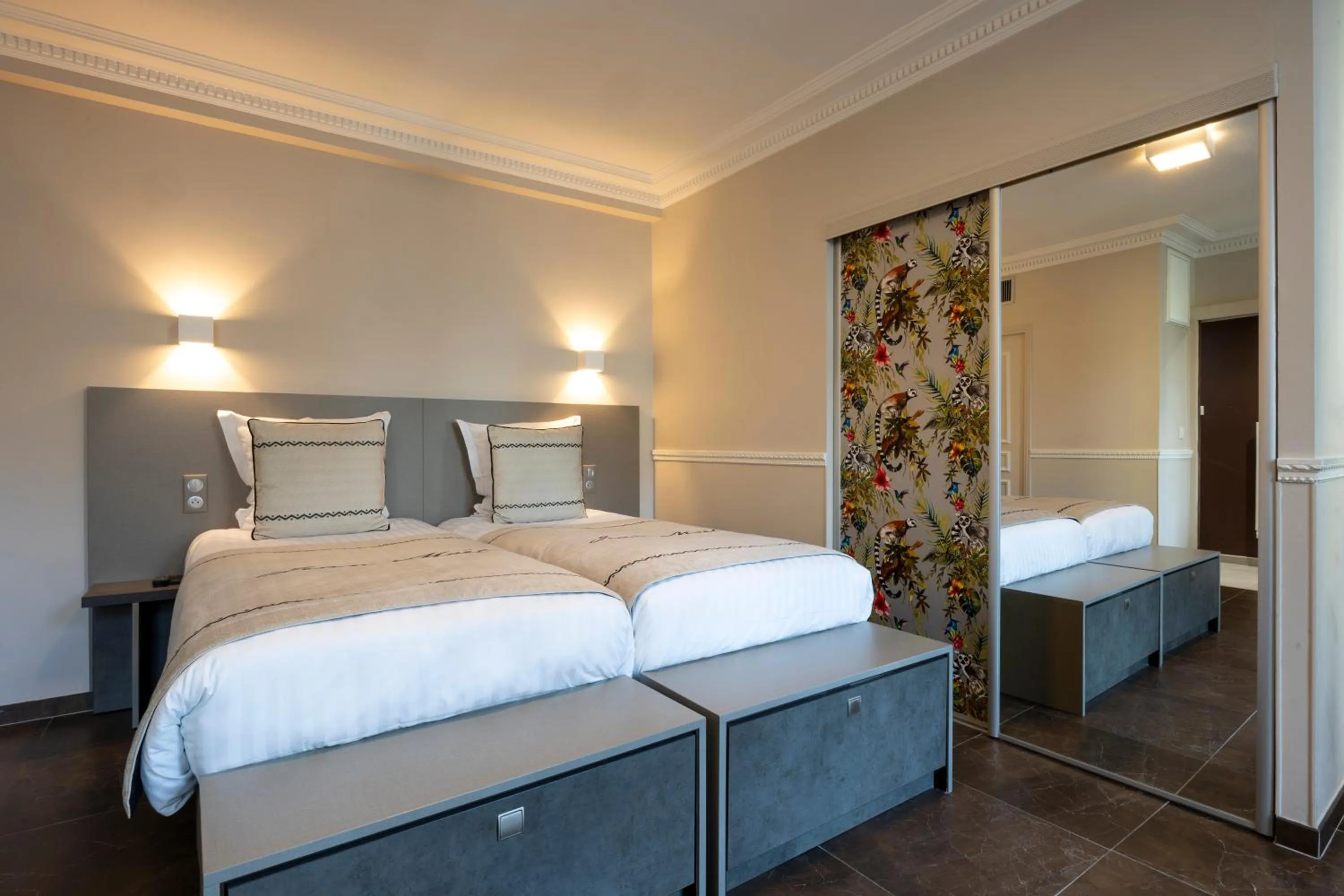 Bed in Hotel Jean Moët