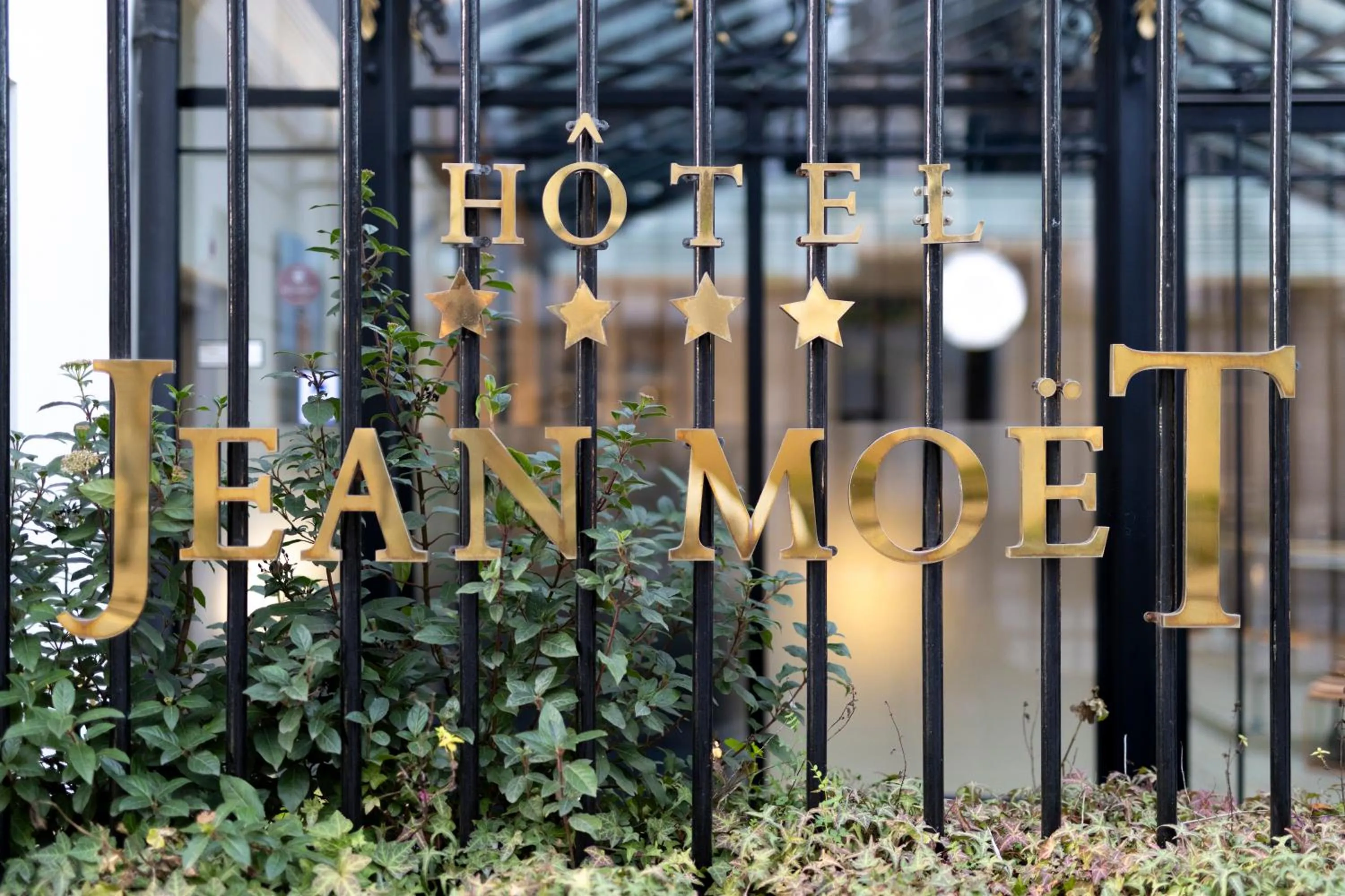 Property building in Hotel Jean Moët