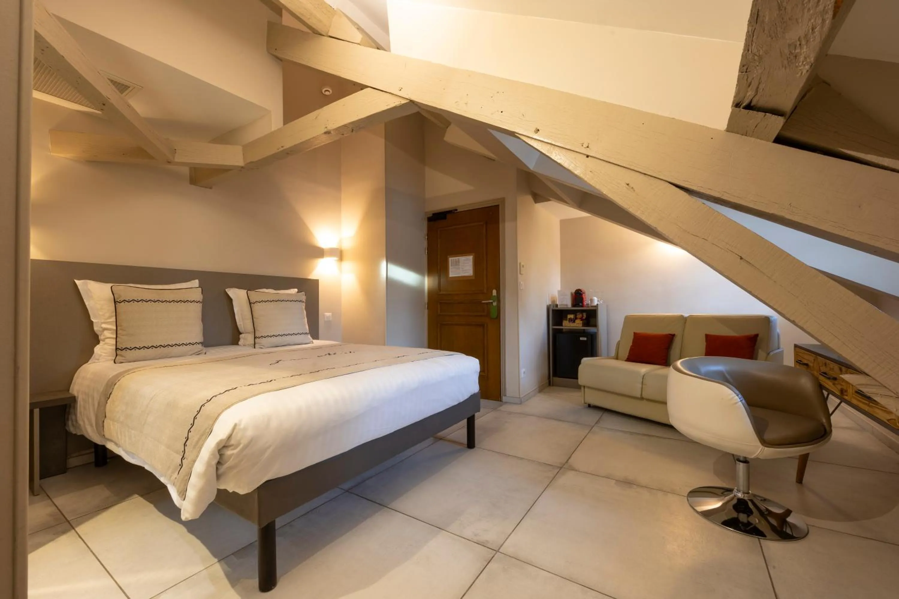 Bed in Hotel Jean Moët