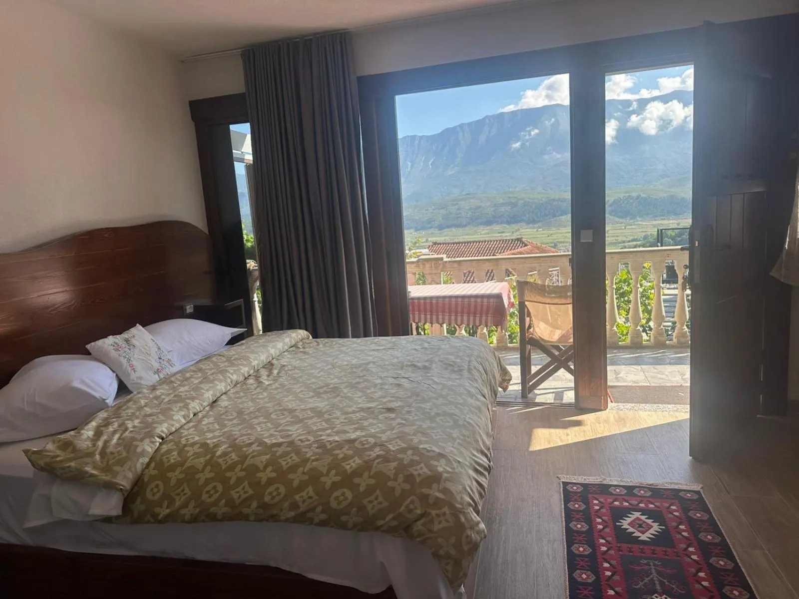 Bed in Guesthouse Mele