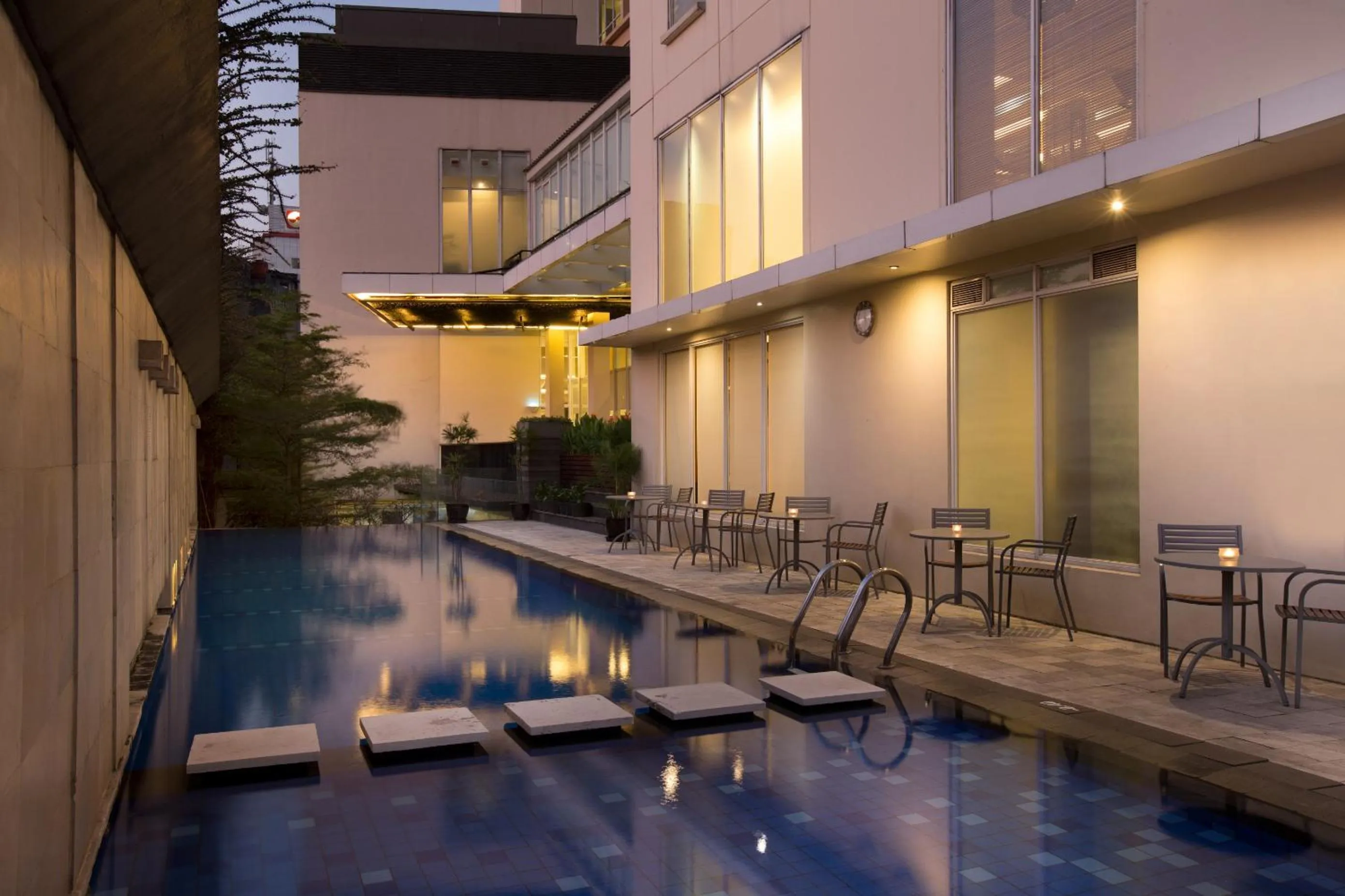 Swimming pool in Novotel Bandung