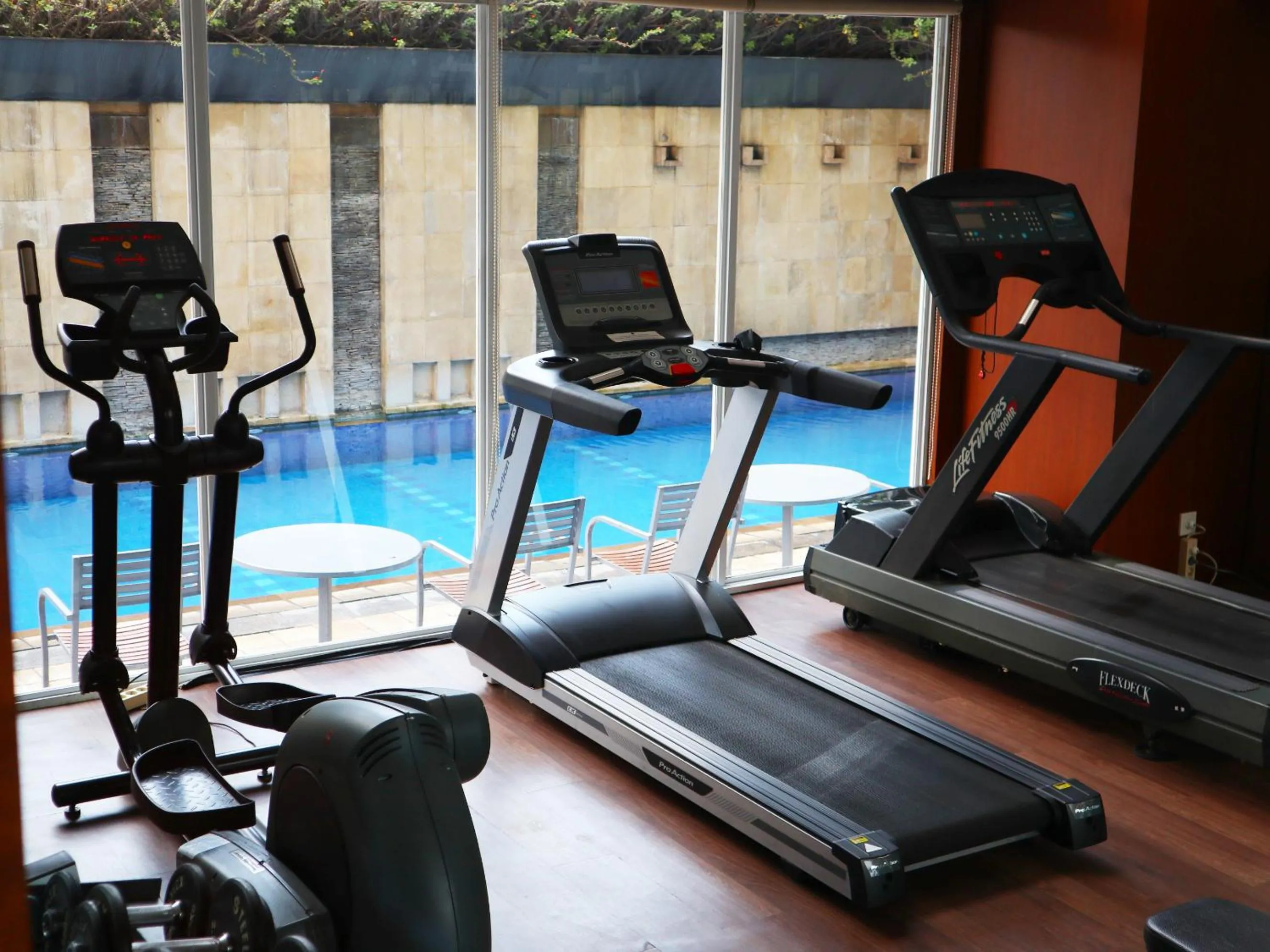 Fitness centre/facilities in Novotel Bandung