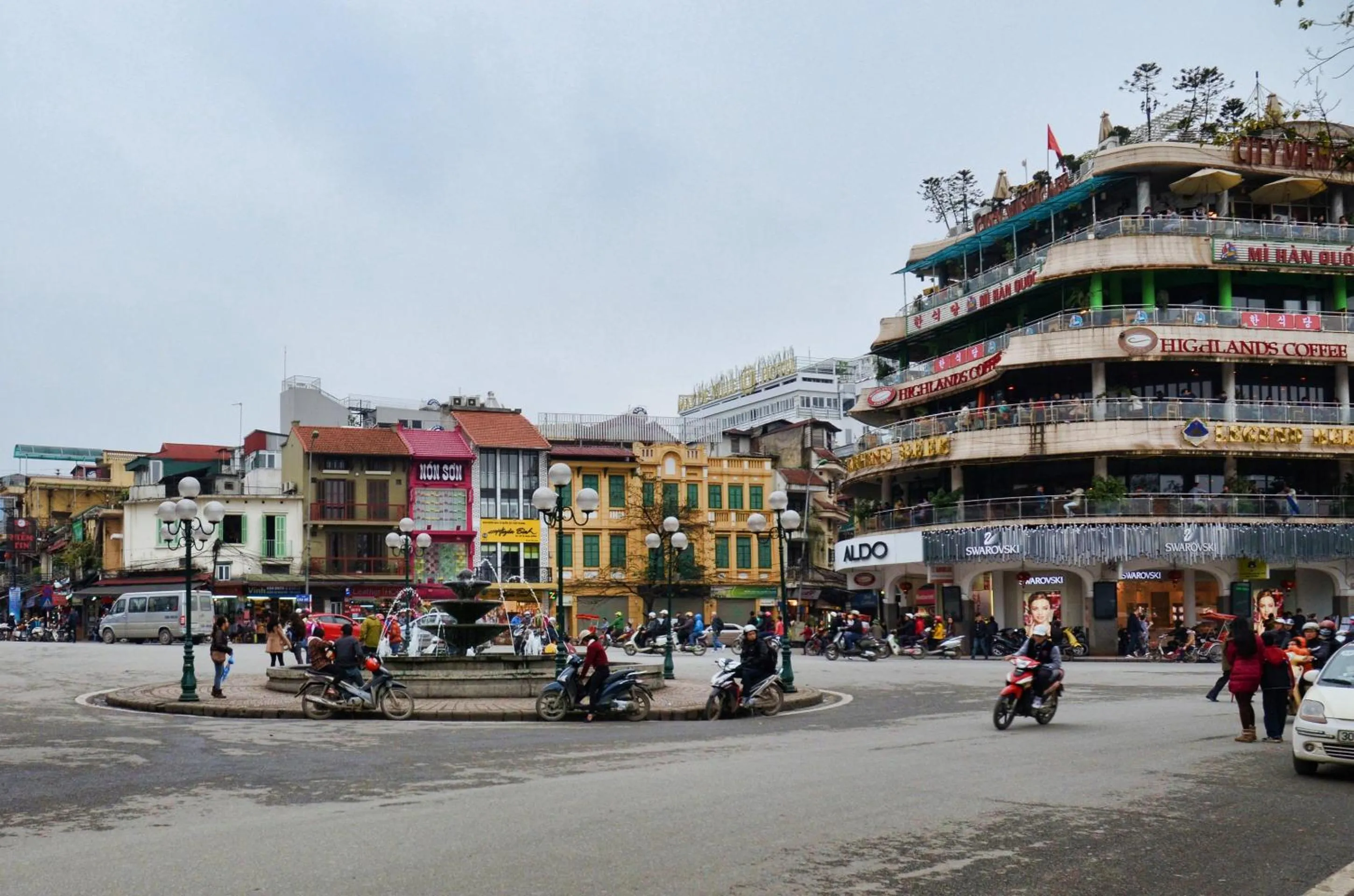 Nearby landmark in Hong Ngoc Dynastie Boutique Hotel & Spa