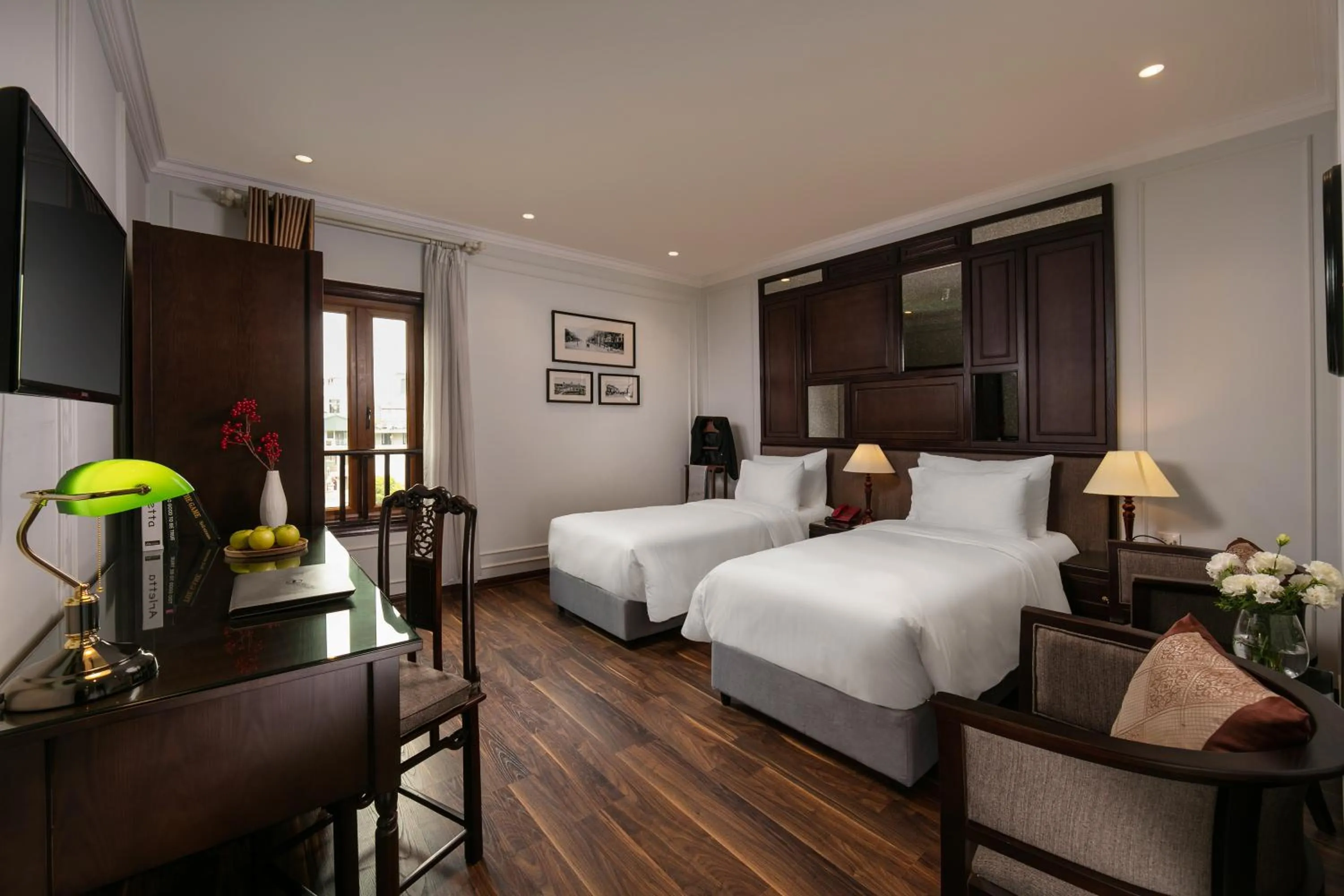 Photo of the whole room, Bed in Hong Ngoc Dynastie Boutique Hotel & Spa