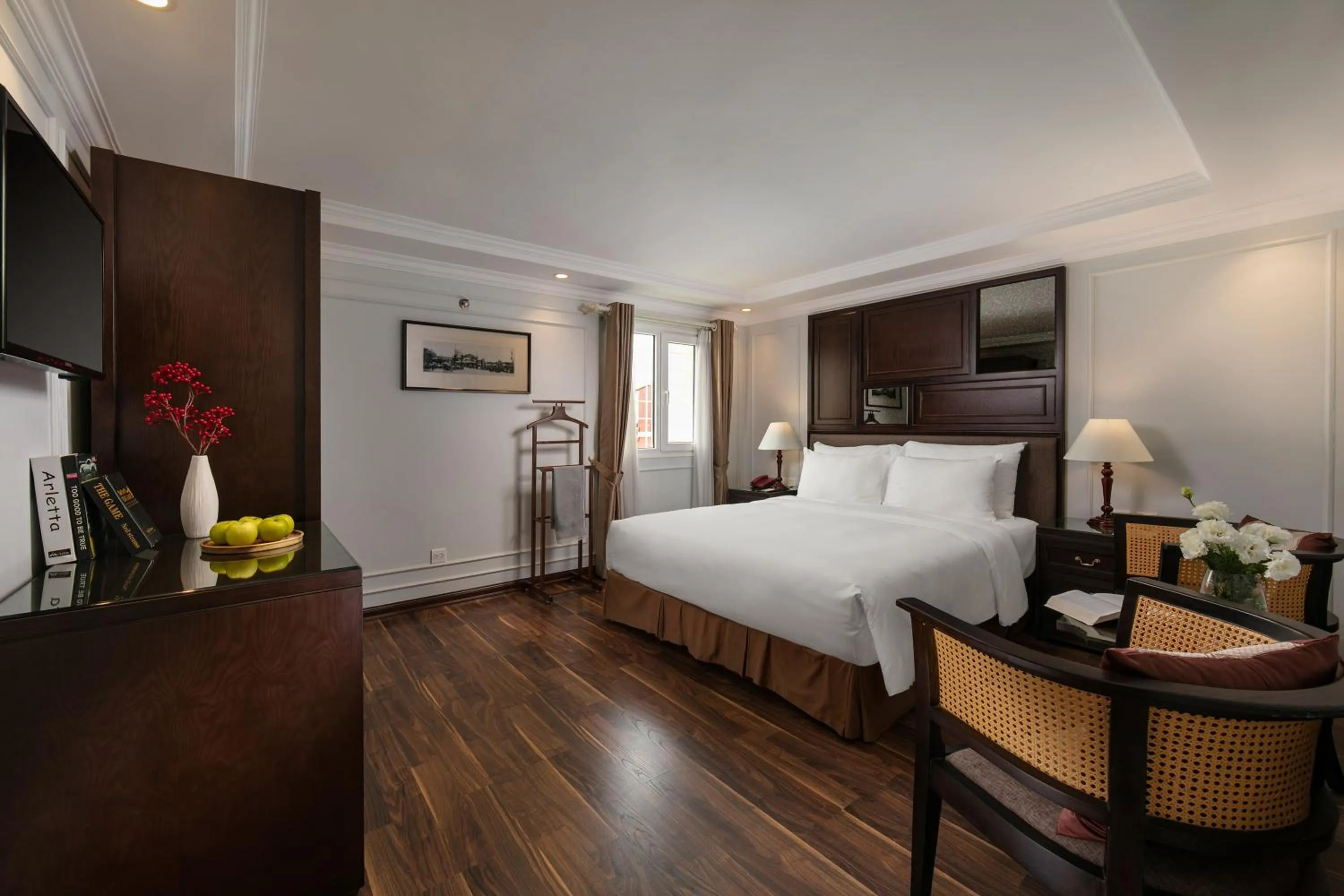 Photo of the whole room, Bed in Hong Ngoc Dynastie Boutique Hotel & Spa