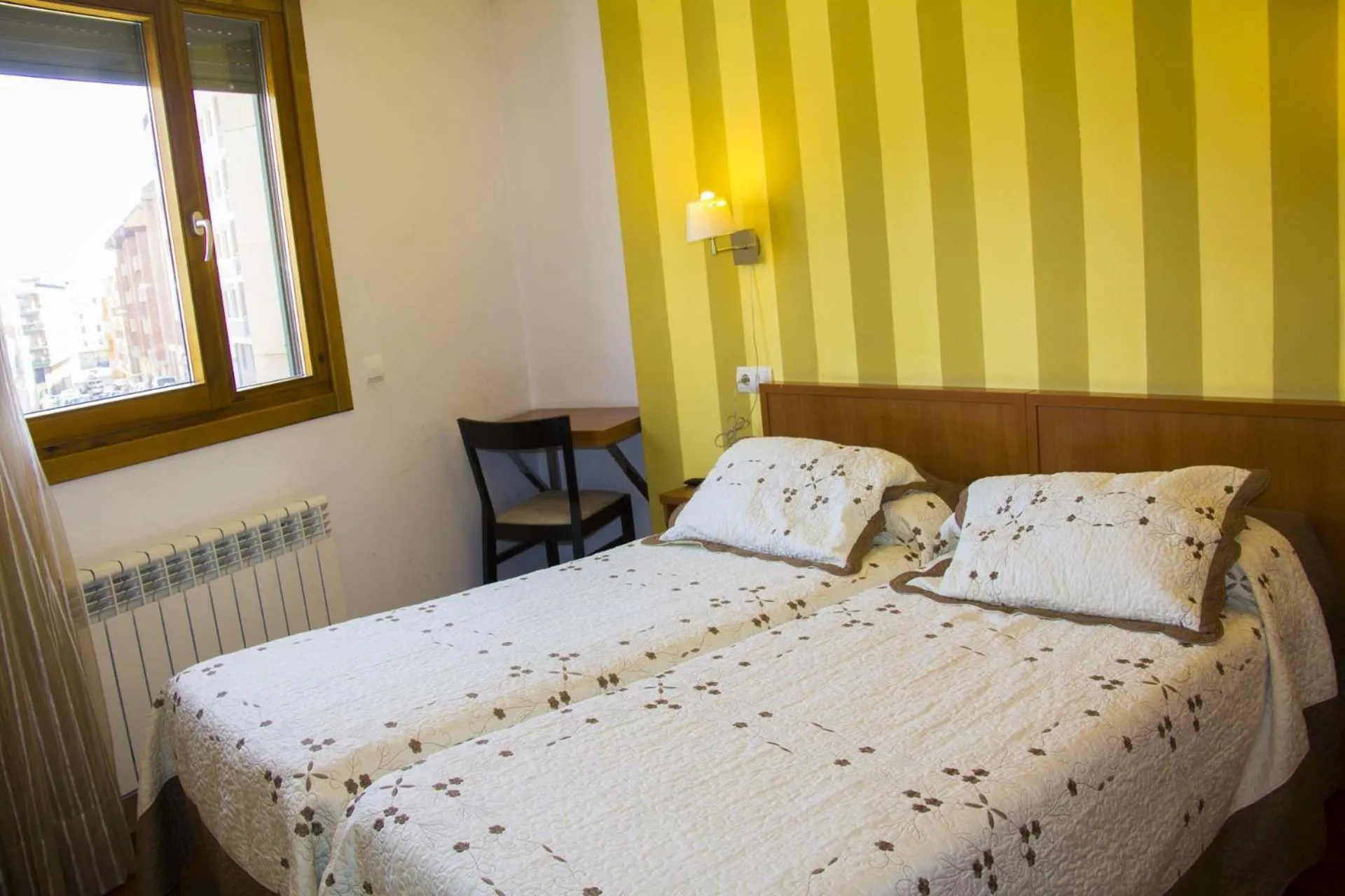 Bedroom, Bed in Rincón de Gala