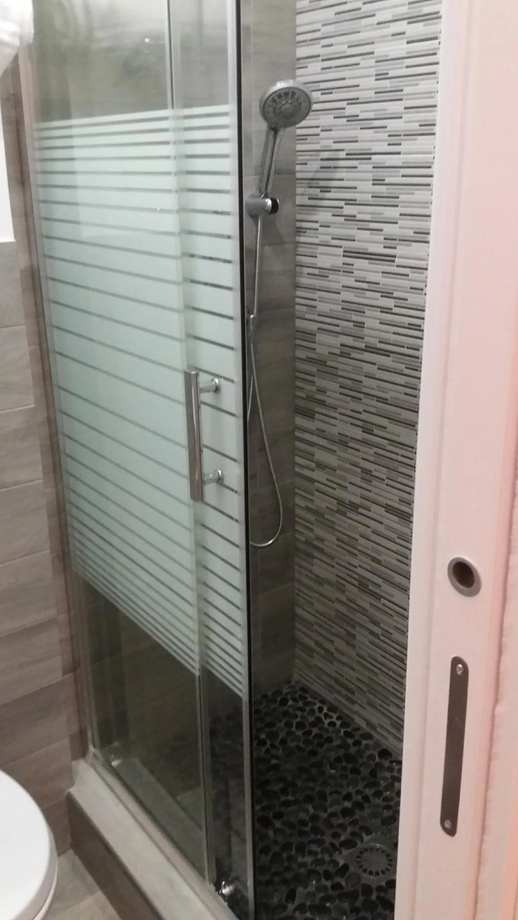 Shower in NicaDomus B&B