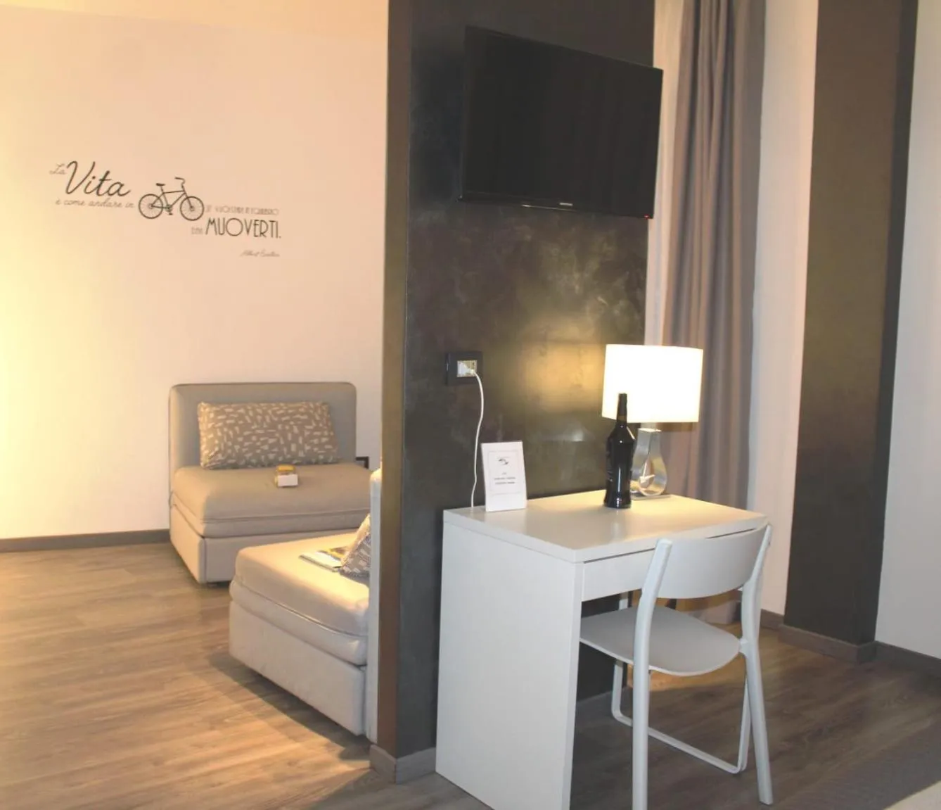 Photo of the whole room, Bed in NicaDomus B&B