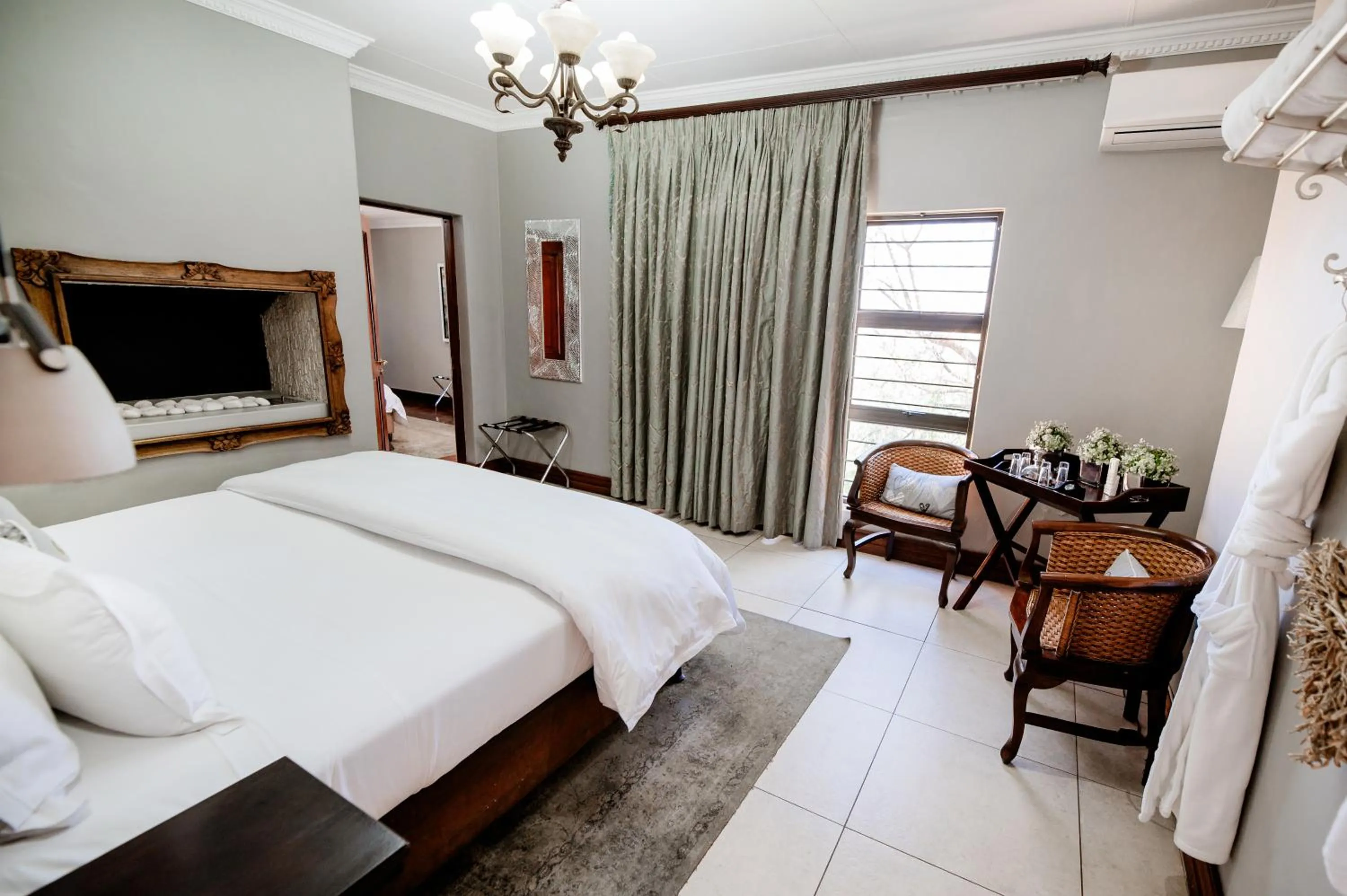 Bed in Opikopi Guest House