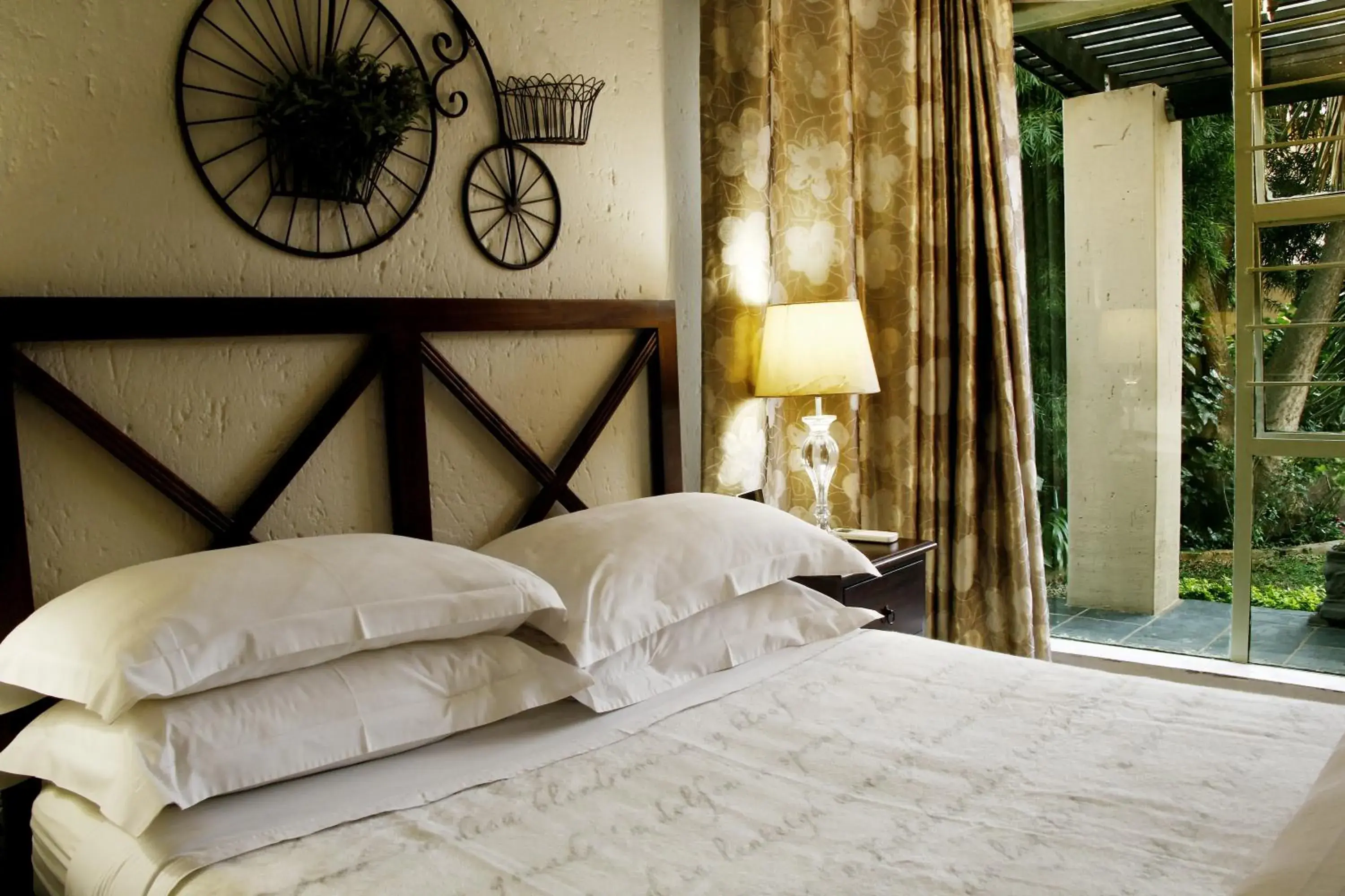 Triple Room - single occupancy in Opikopi Guest House Triple Room - single occupancy in Opikopi Guest House