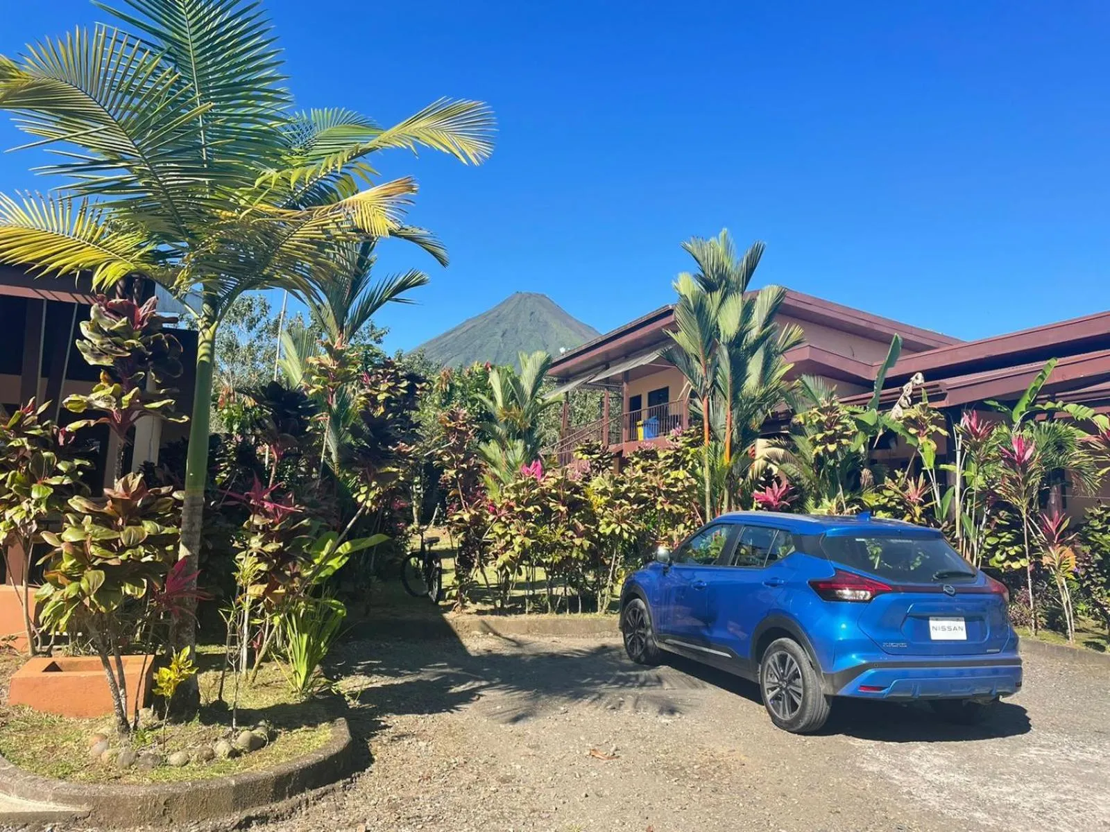 Property building in Aunty Arenal Lodge