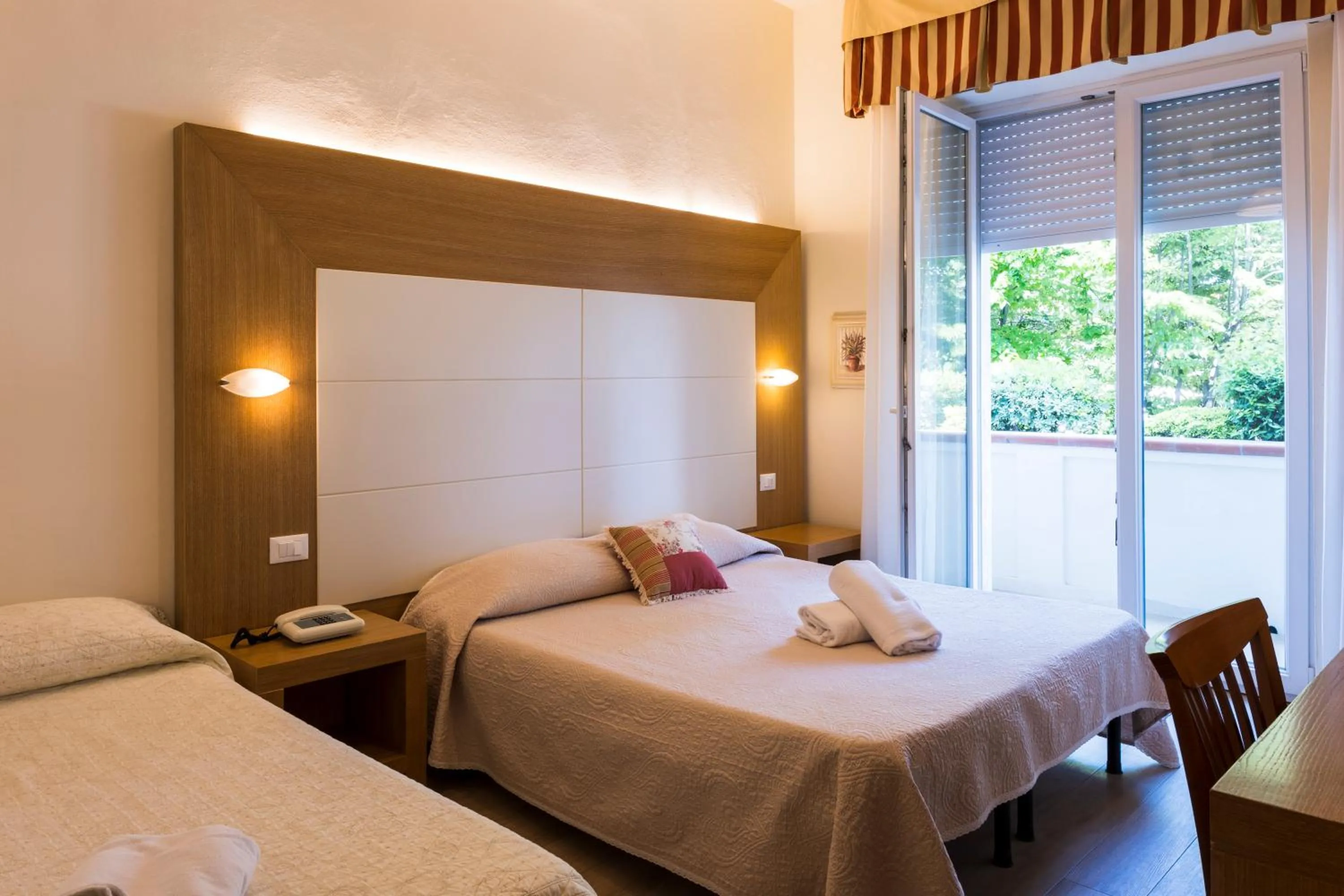 Bedroom, Bed in Hotel Sylvia