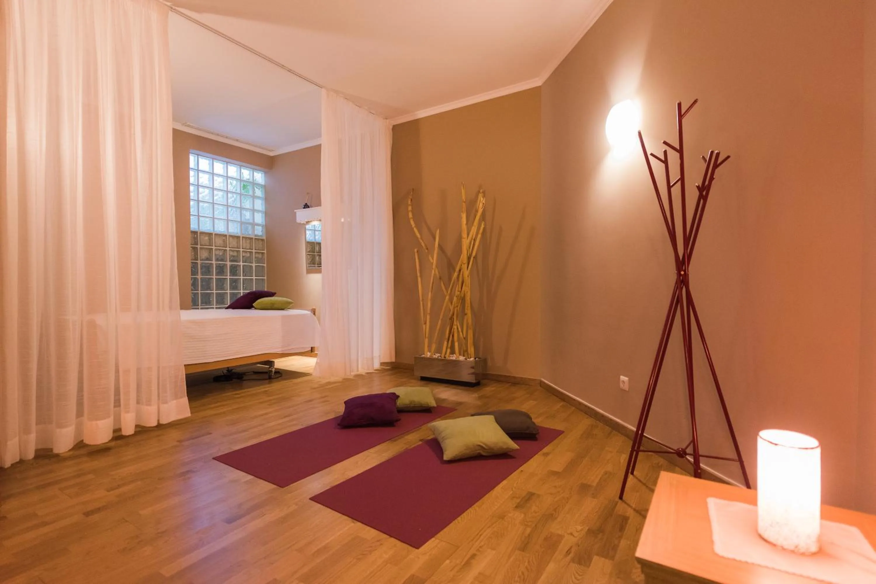 Massage, Bed in Hotel Do Campo