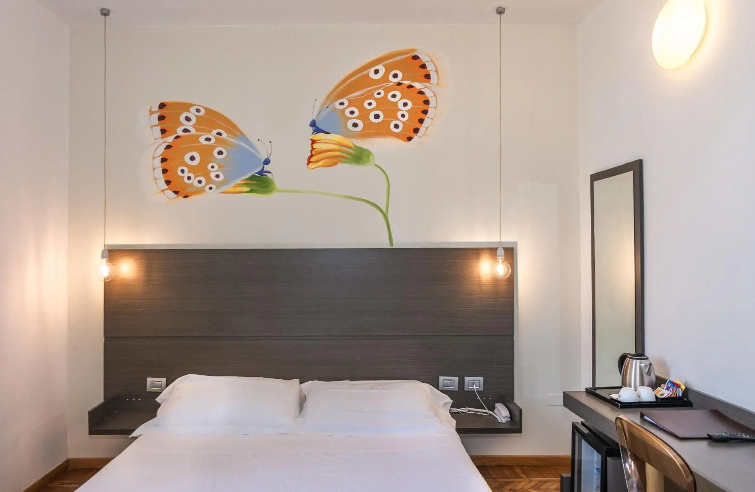 Large Double or Twin Room - Ground Floor in Hotel Tirreno Large Double or Twin Room - Ground Floor in Hotel Tirreno