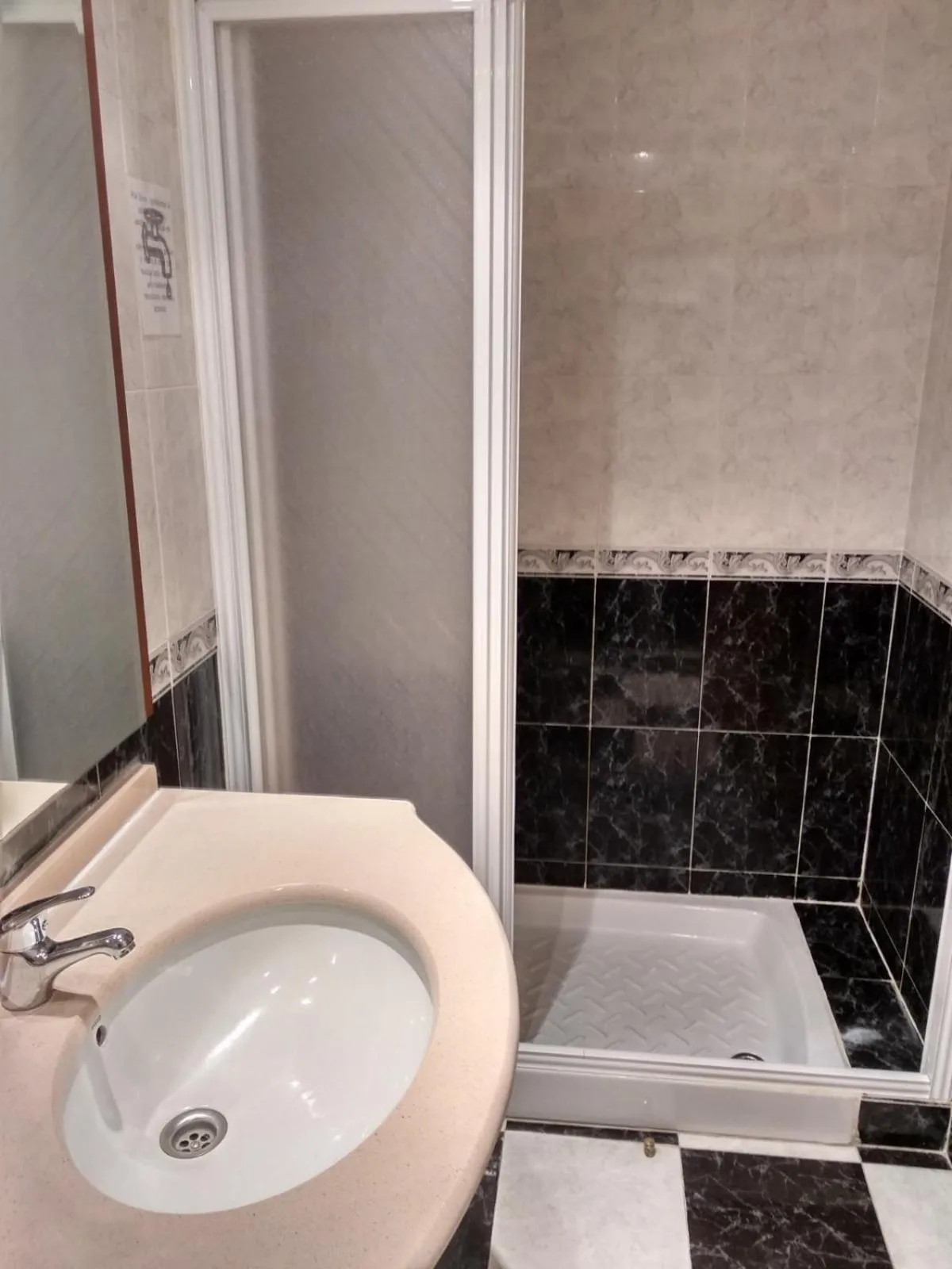 Bathroom in Hotel Sierra Oriente