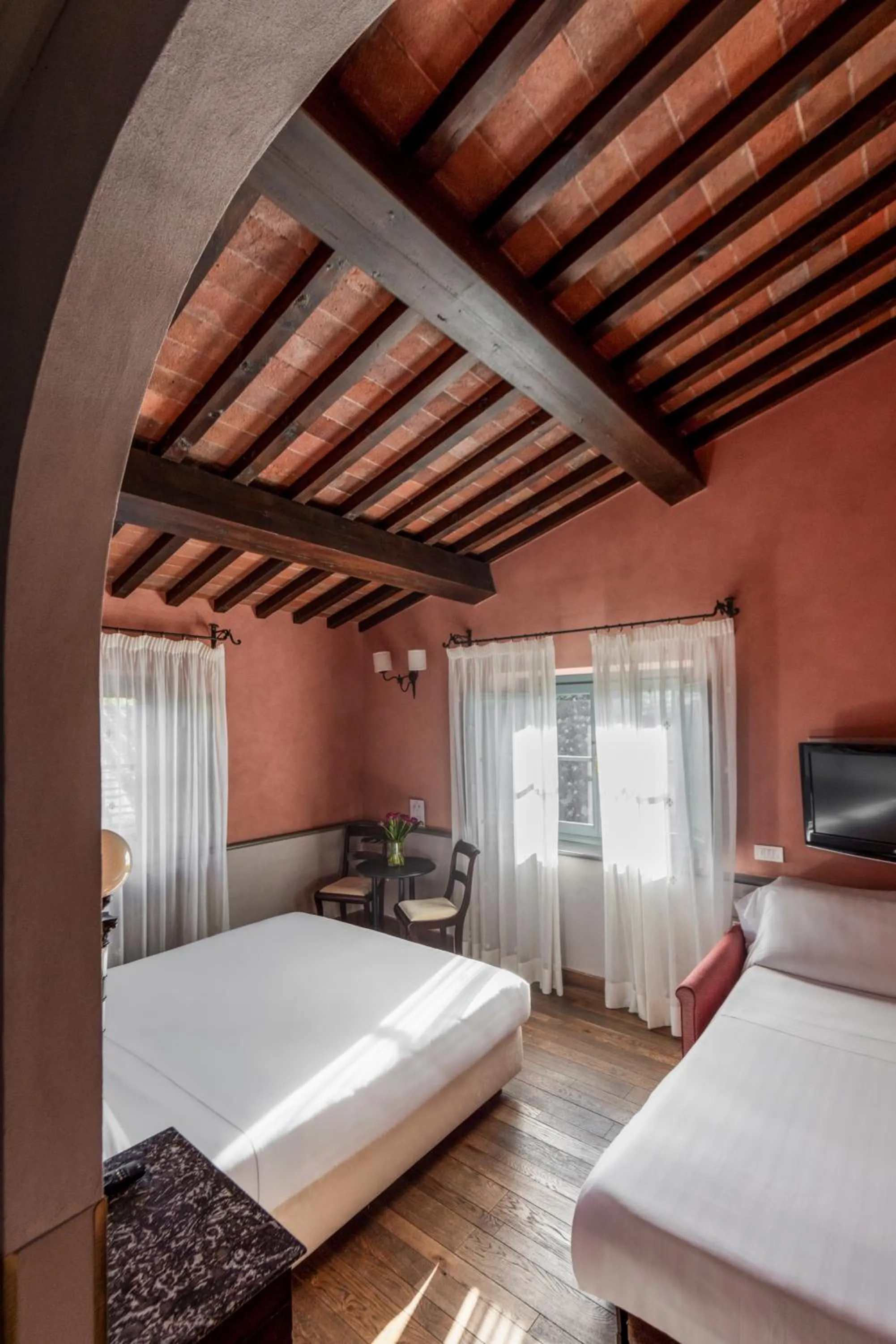 Bedroom, Bed in Hotel Mulino di Firenze - WorldHotels Crafted