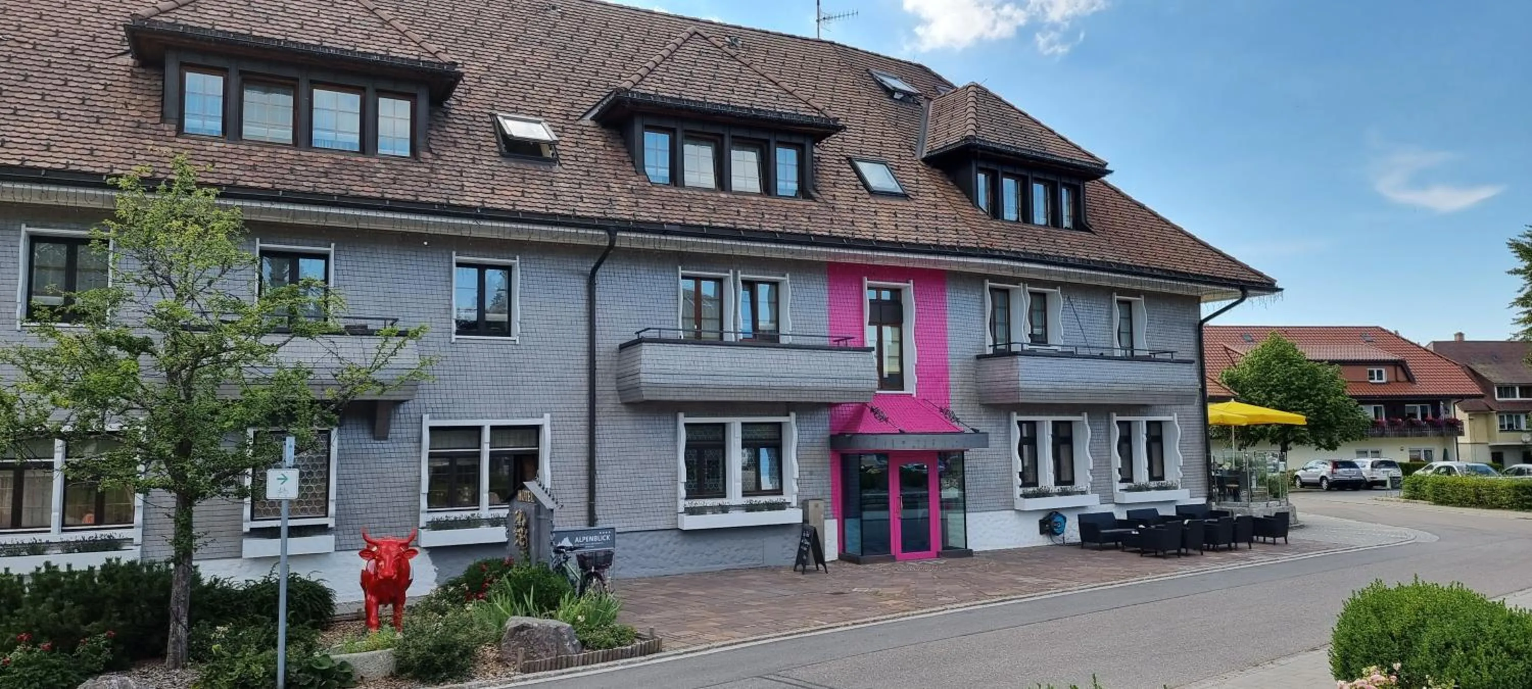 Property building in Bio- und Wellnesshotel Alpenblick