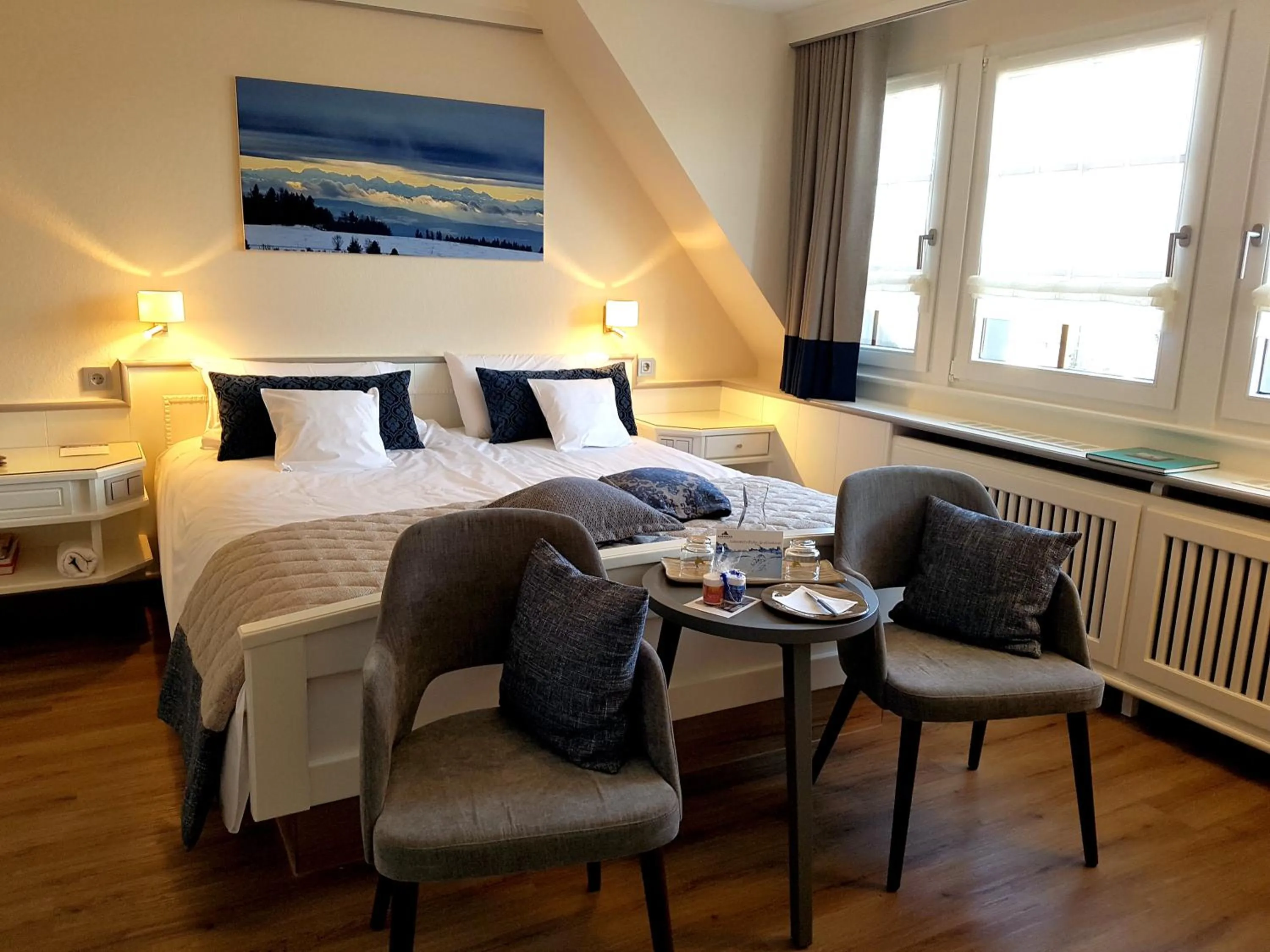 Photo of the whole room, Bed in Bio- und Wellnesshotel Alpenblick