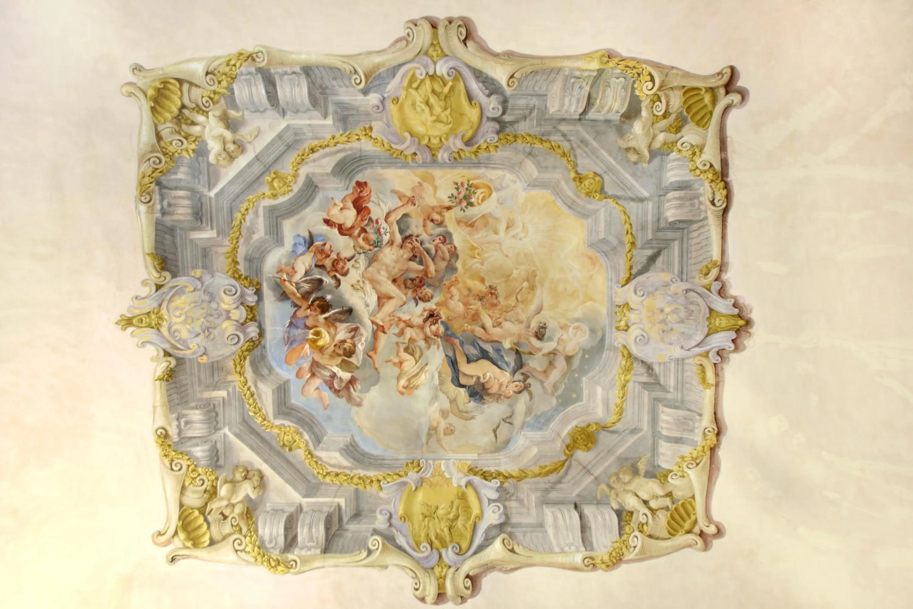 Decorative detail in Palazzo Tolomei - Residenza D'Epoca