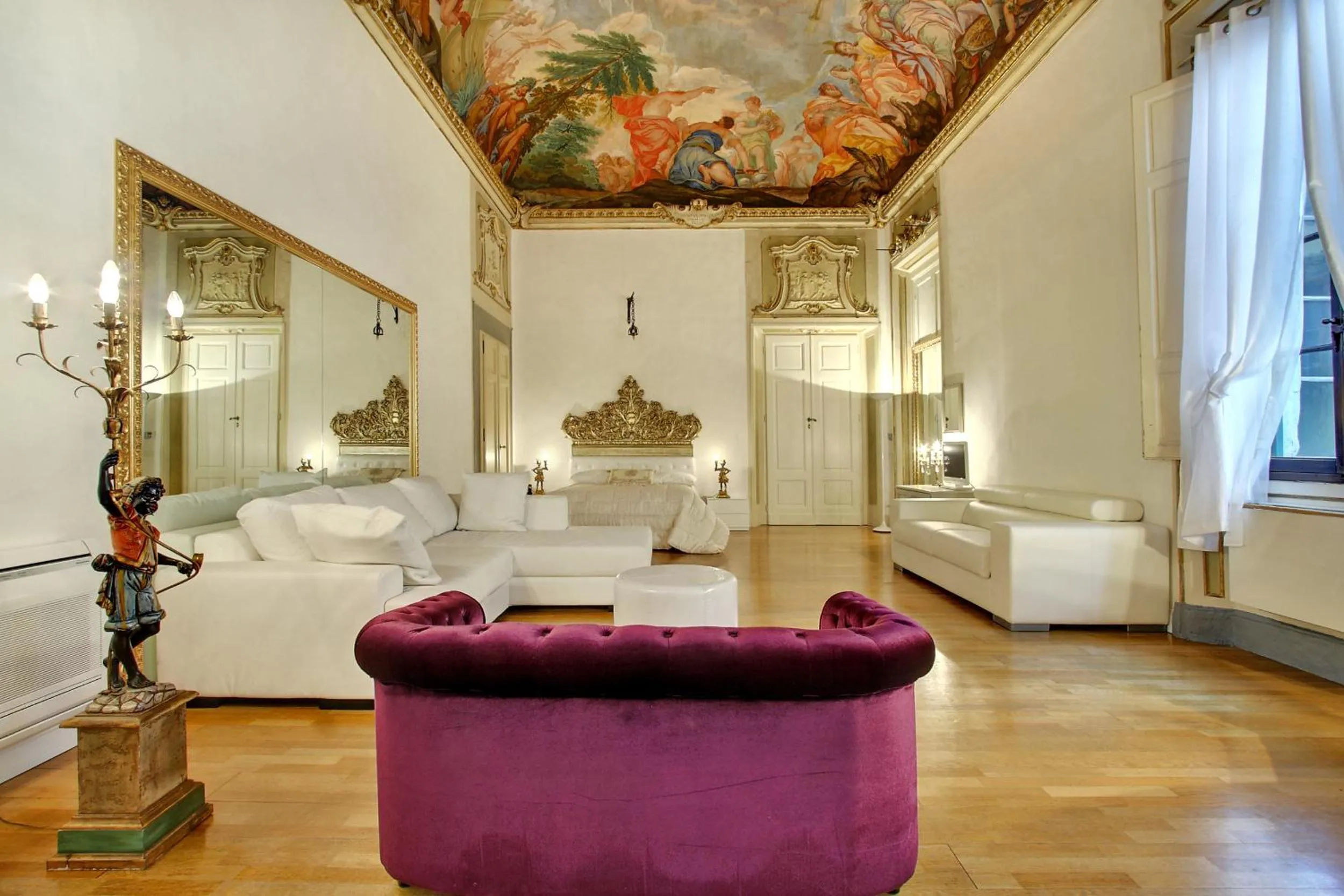 Photo of the whole room in Palazzo Tolomei - Residenza D'Epoca