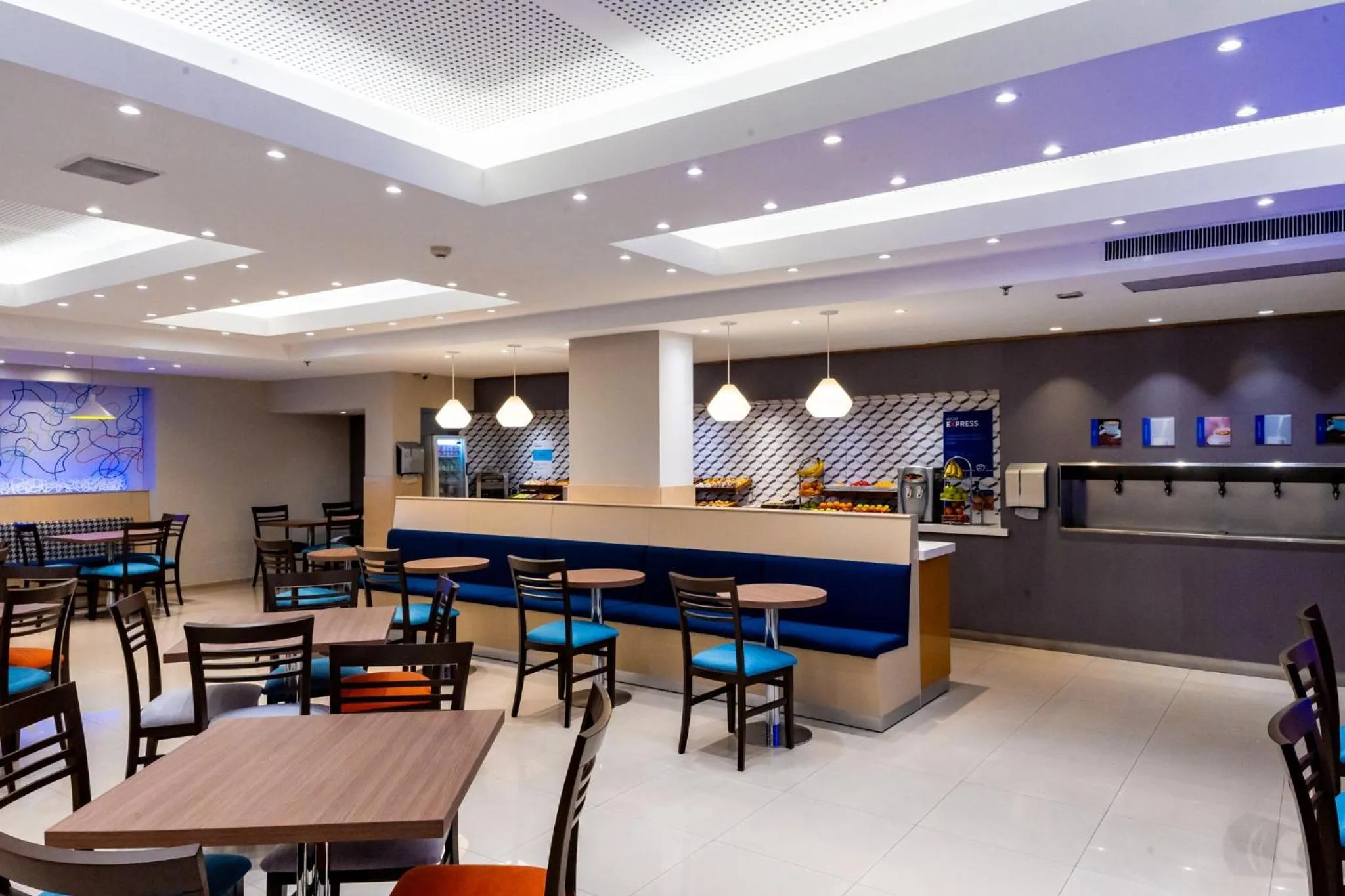 Breakfast in Holiday Inn Express Rosario by IHG