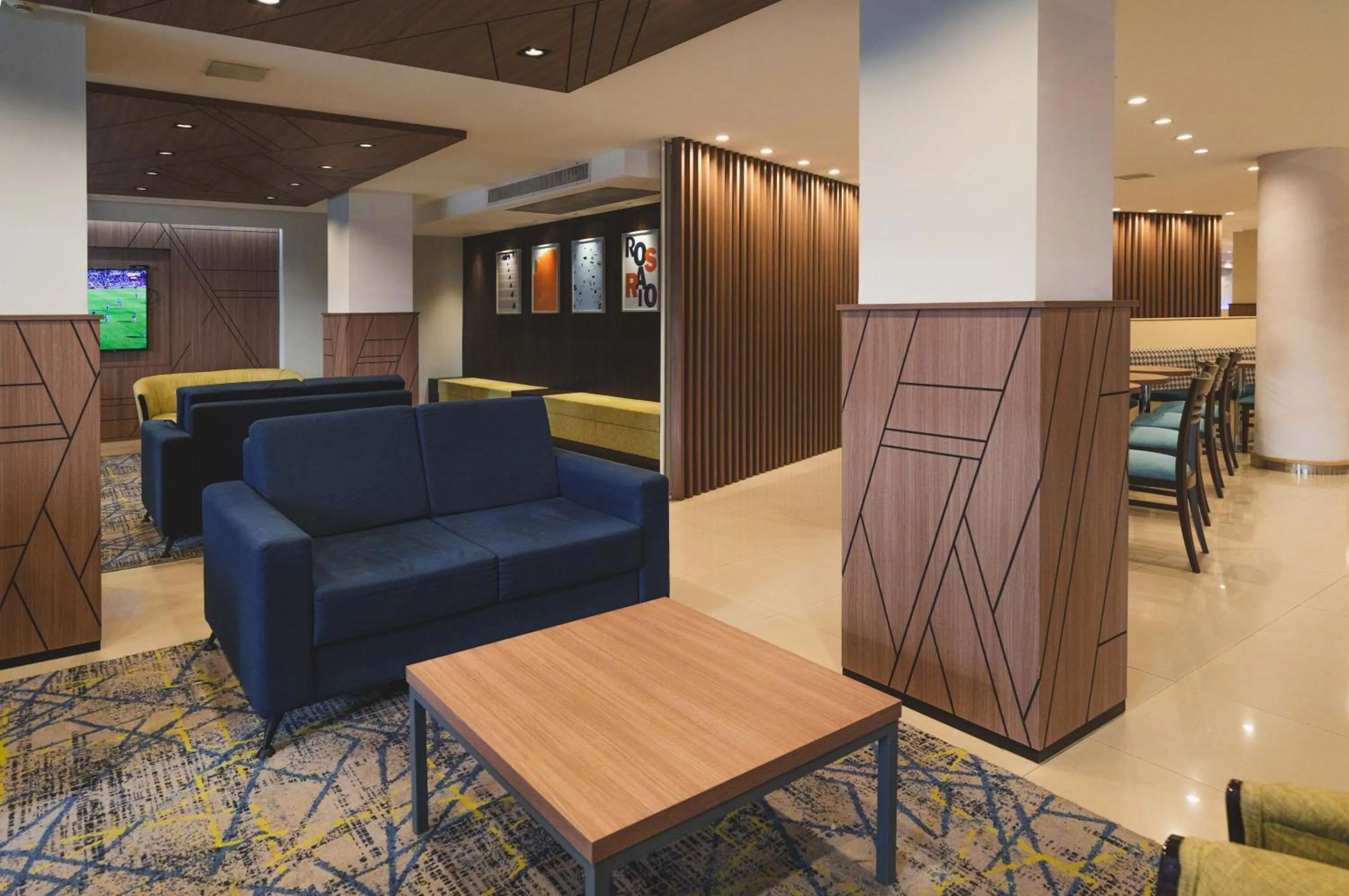 Lobby or reception in Holiday Inn Express Rosario by IHG