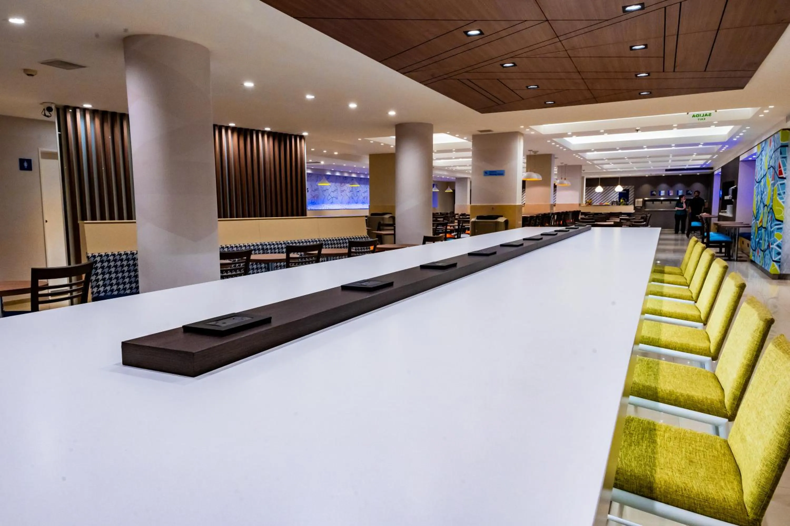 Seating area in Holiday Inn Express Rosario by IHG