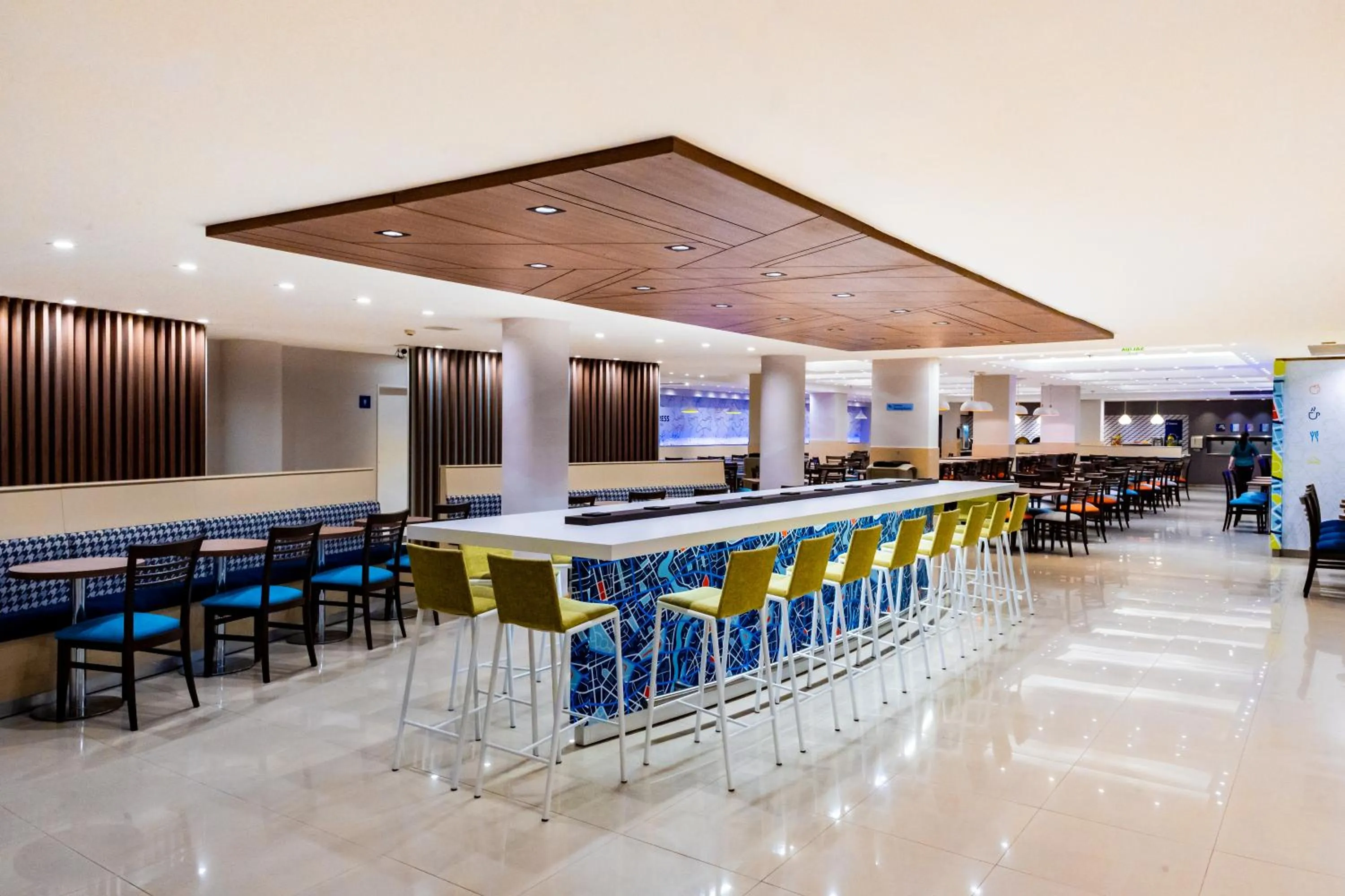 Seating area in Holiday Inn Express Rosario by IHG