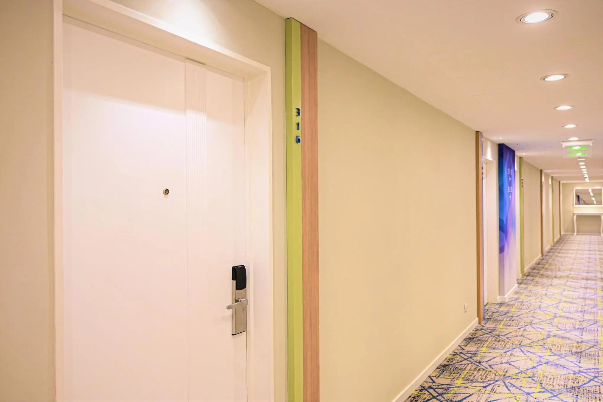 Lobby or reception in Holiday Inn Express Rosario by IHG