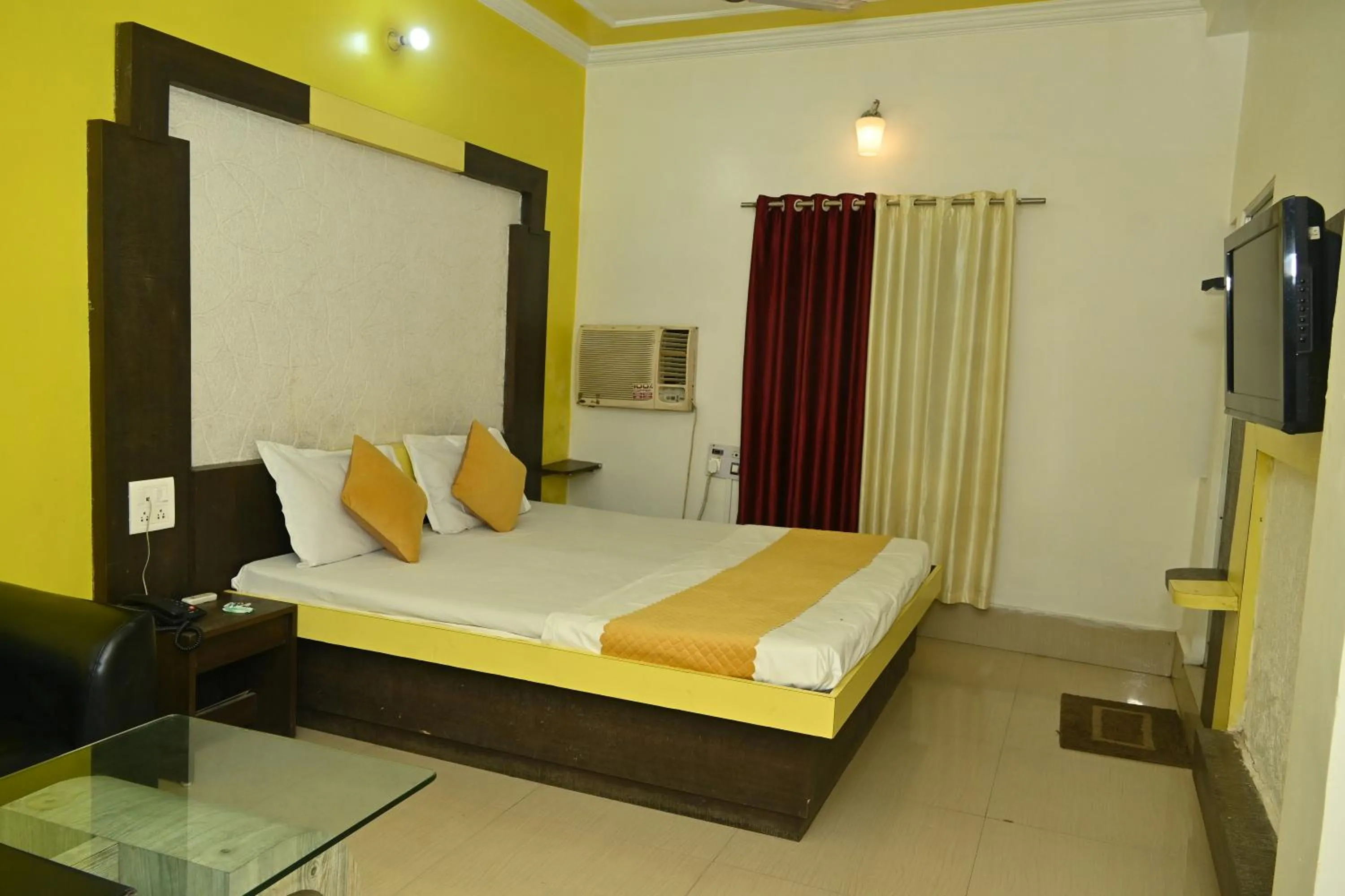 Bedroom, Bed in Maurya Royal