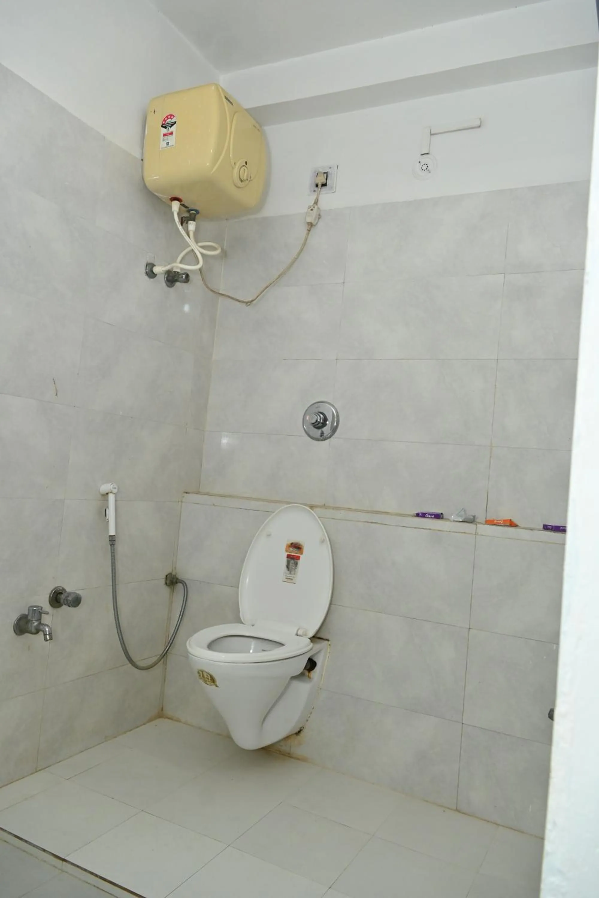 washing machine in Maurya Royal