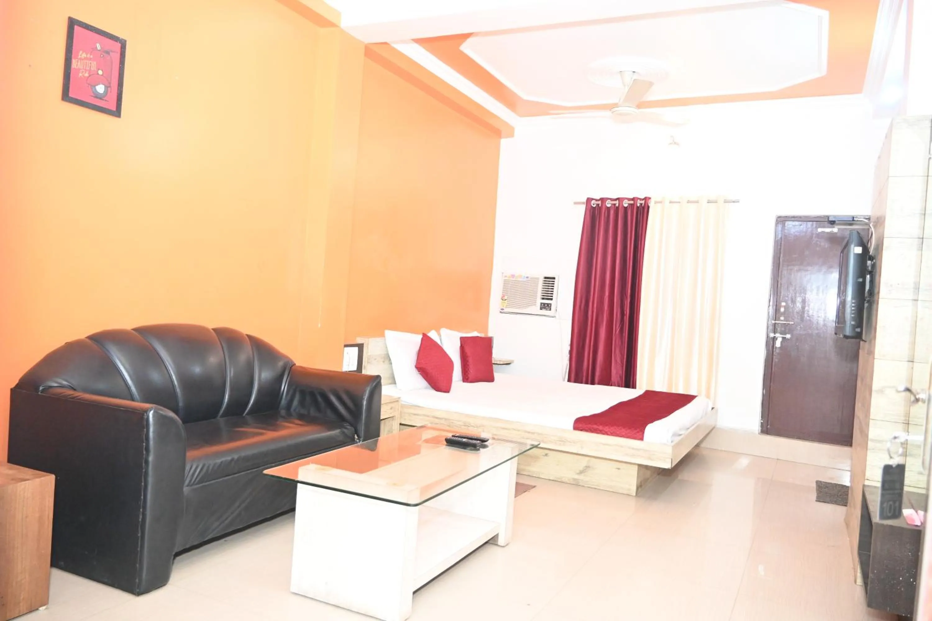 Bedroom in Maurya Royal