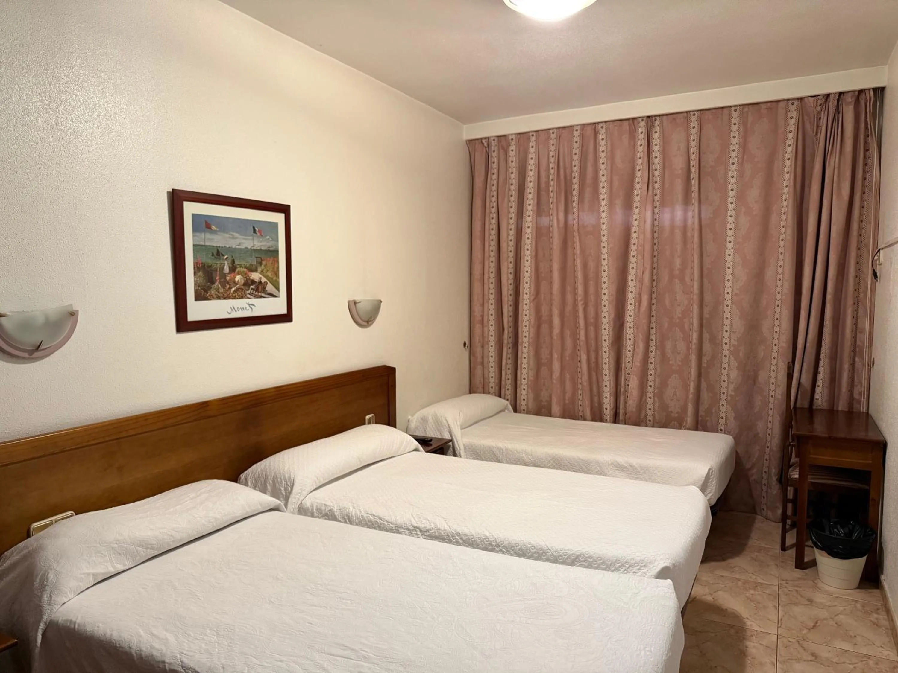 Bed in Hotel Praderón