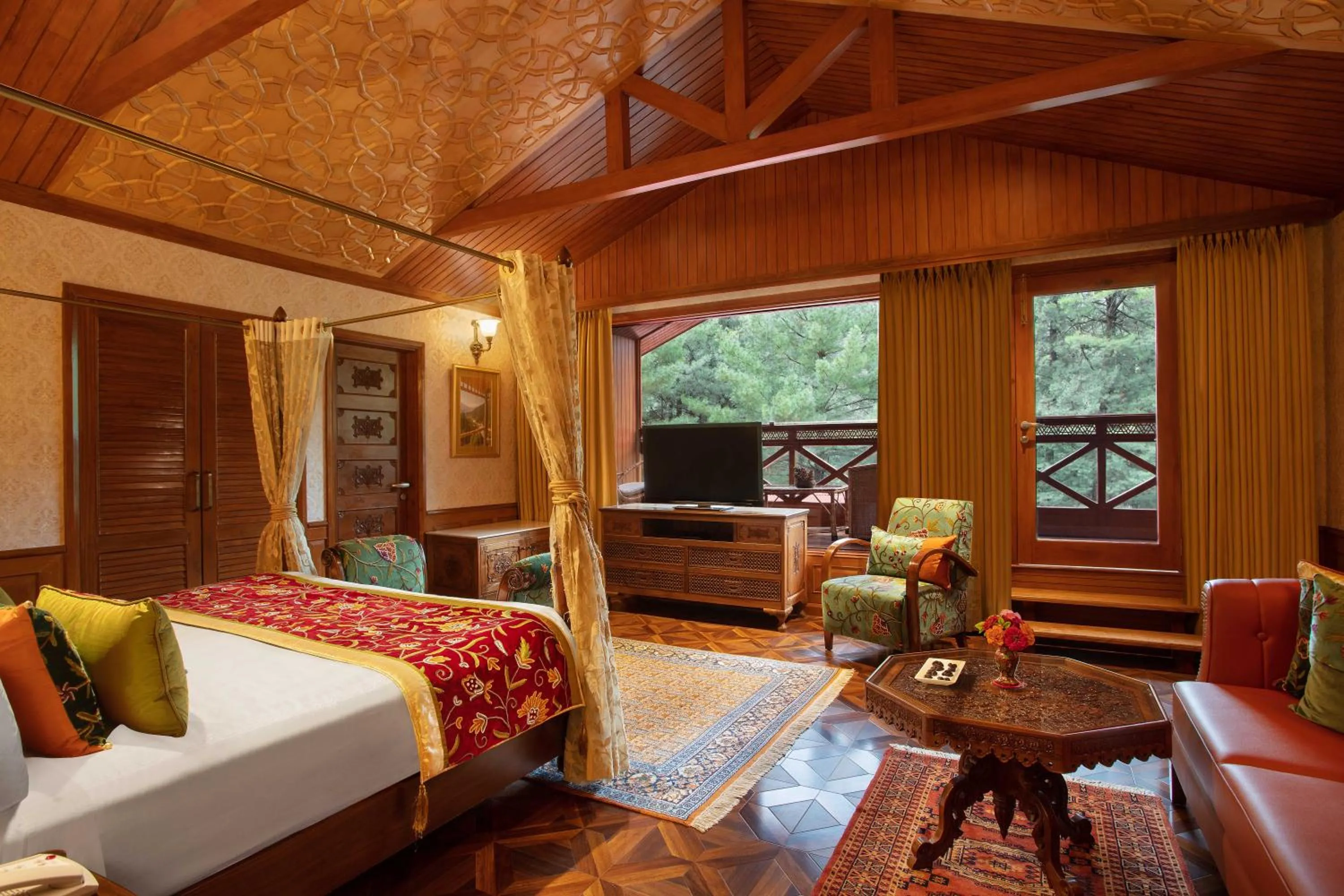 Bedroom in Welcomhotel by ITC Hotels, Pine N Peak, Pahalgam