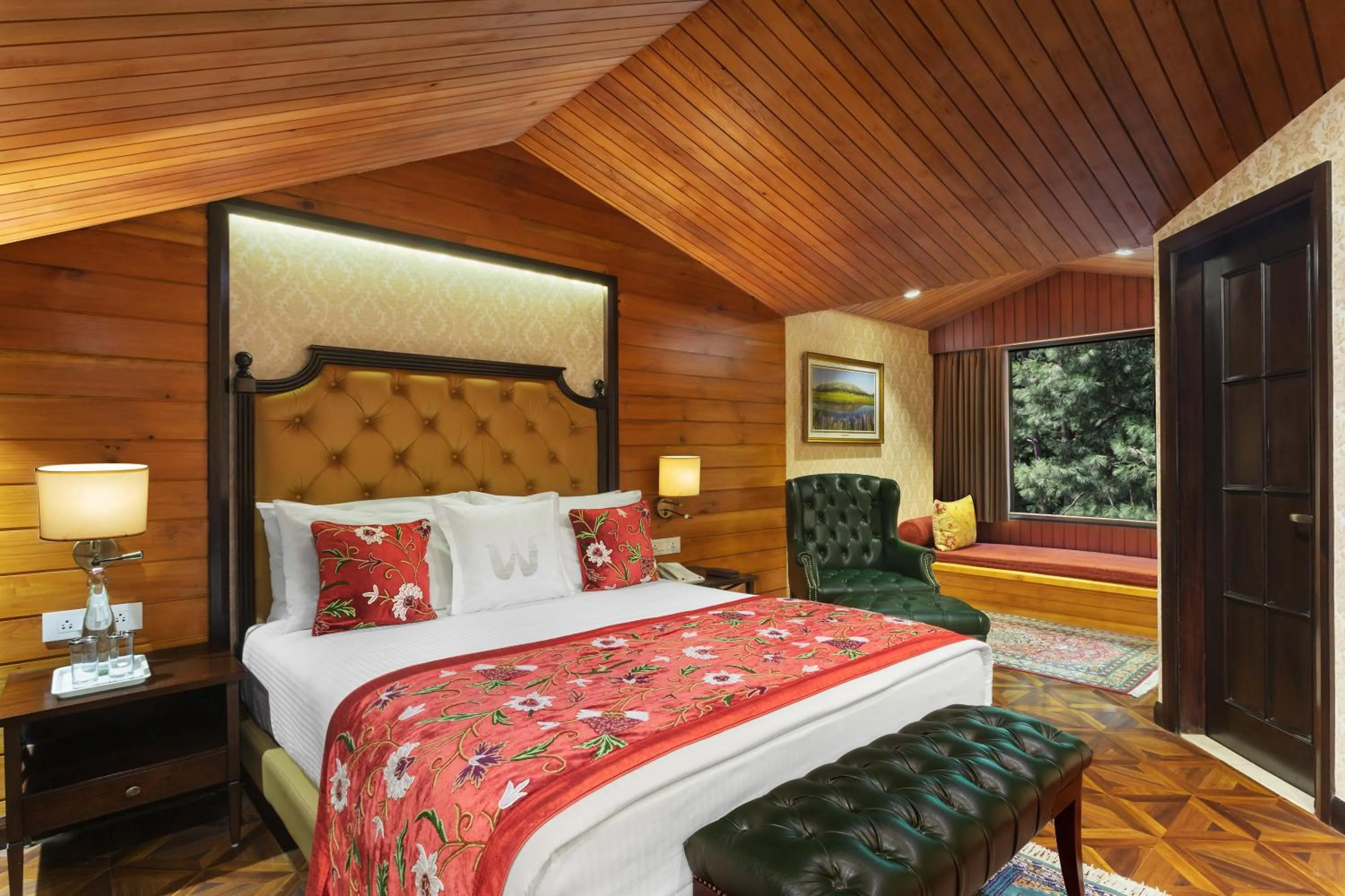 Bedroom, Bed in Welcomhotel by ITC Hotels, Pine N Peak, Pahalgam
