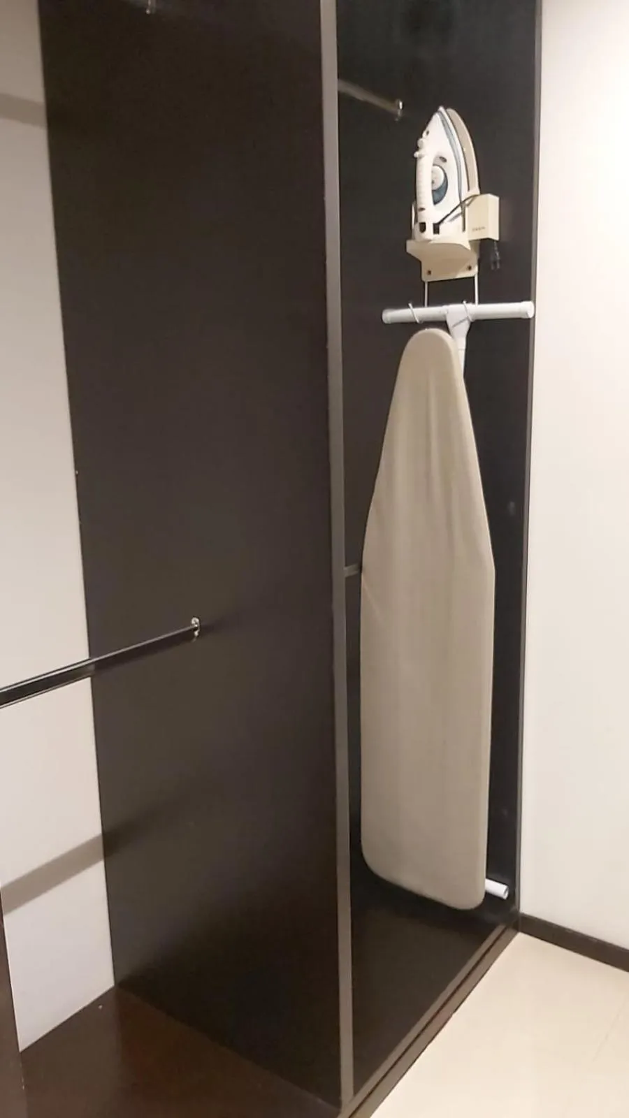 furniture in Hotel Madisson Inn Luxury By GEH Suites