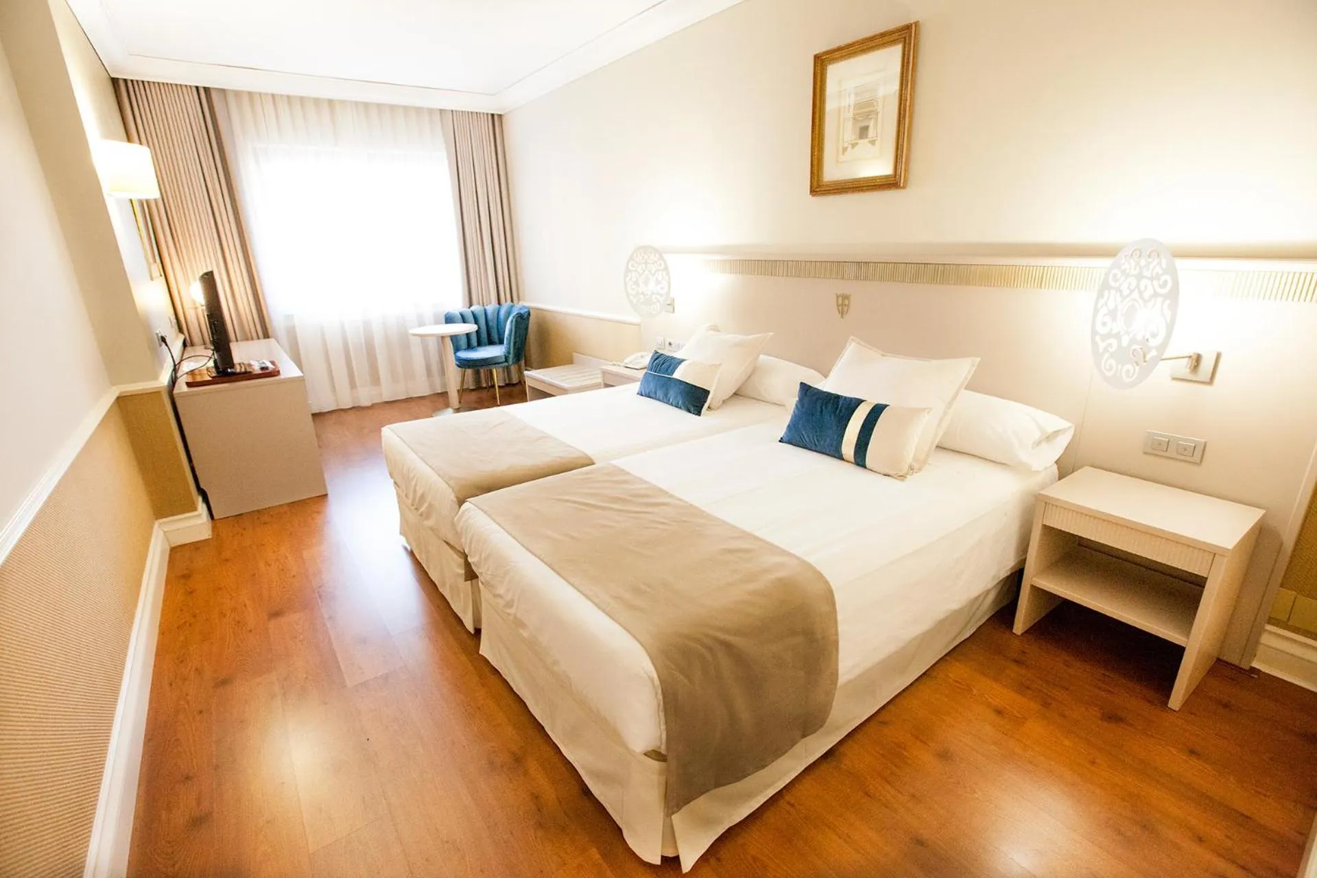 Bed in Hotel Alfonso VIII