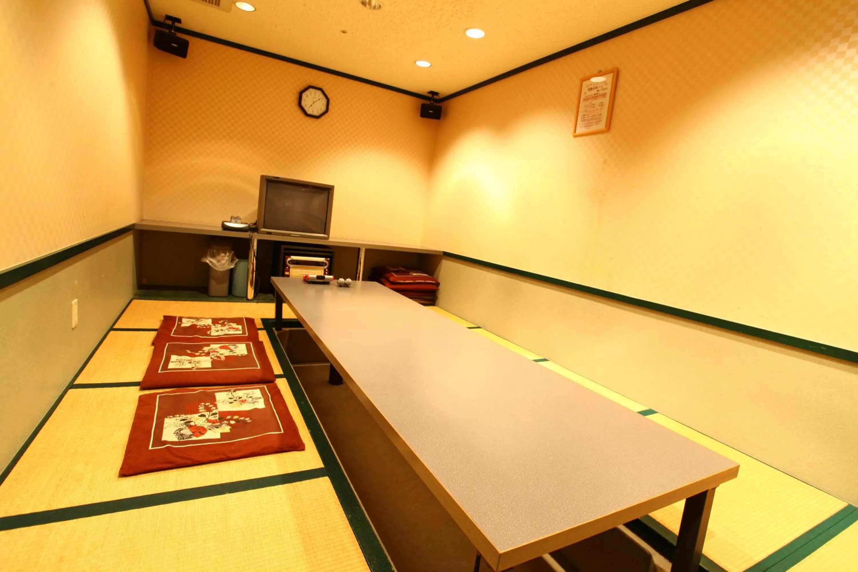 Karaoke in Kagetsuen