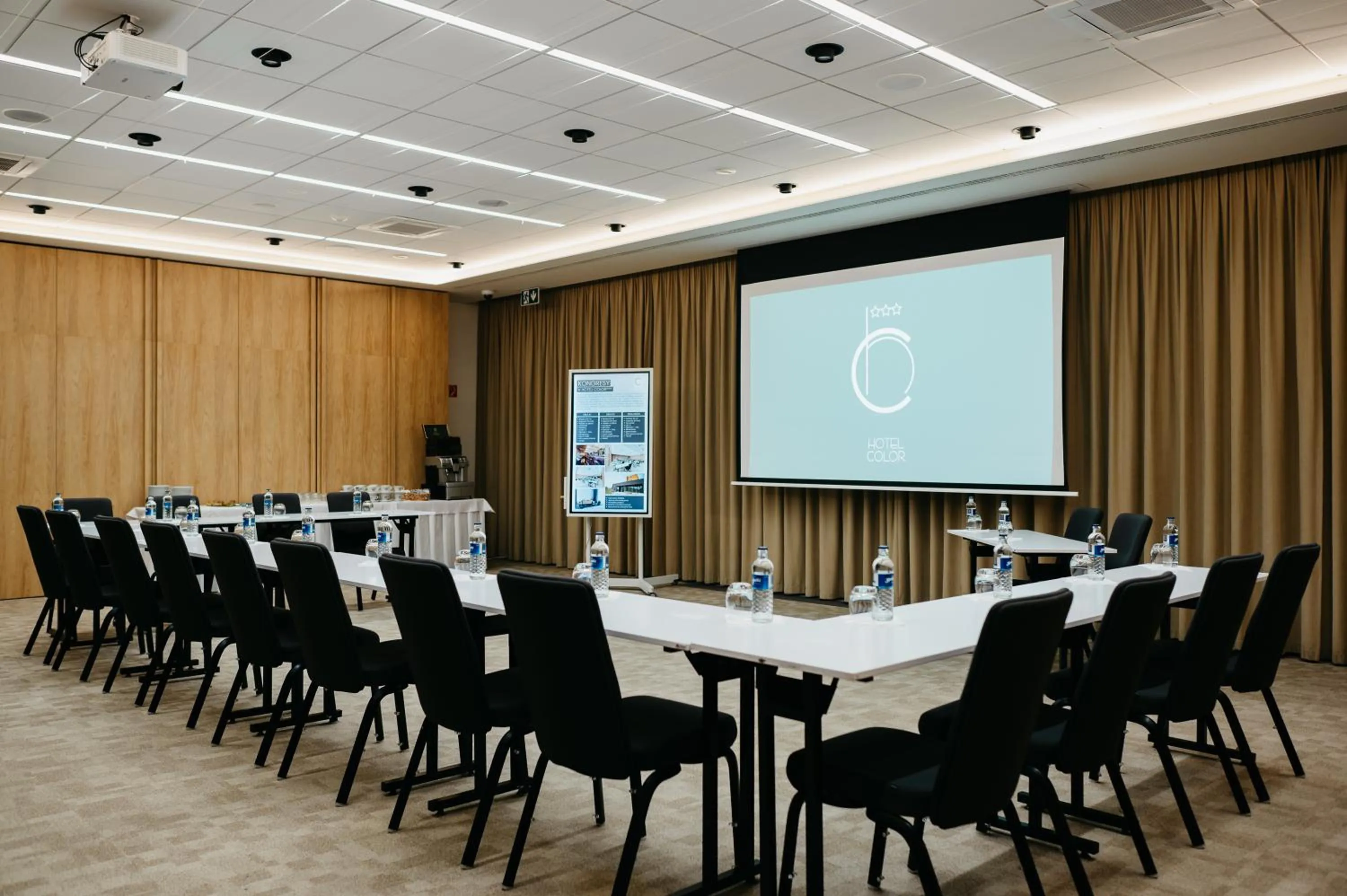 Meeting/conference room in Hotel Color