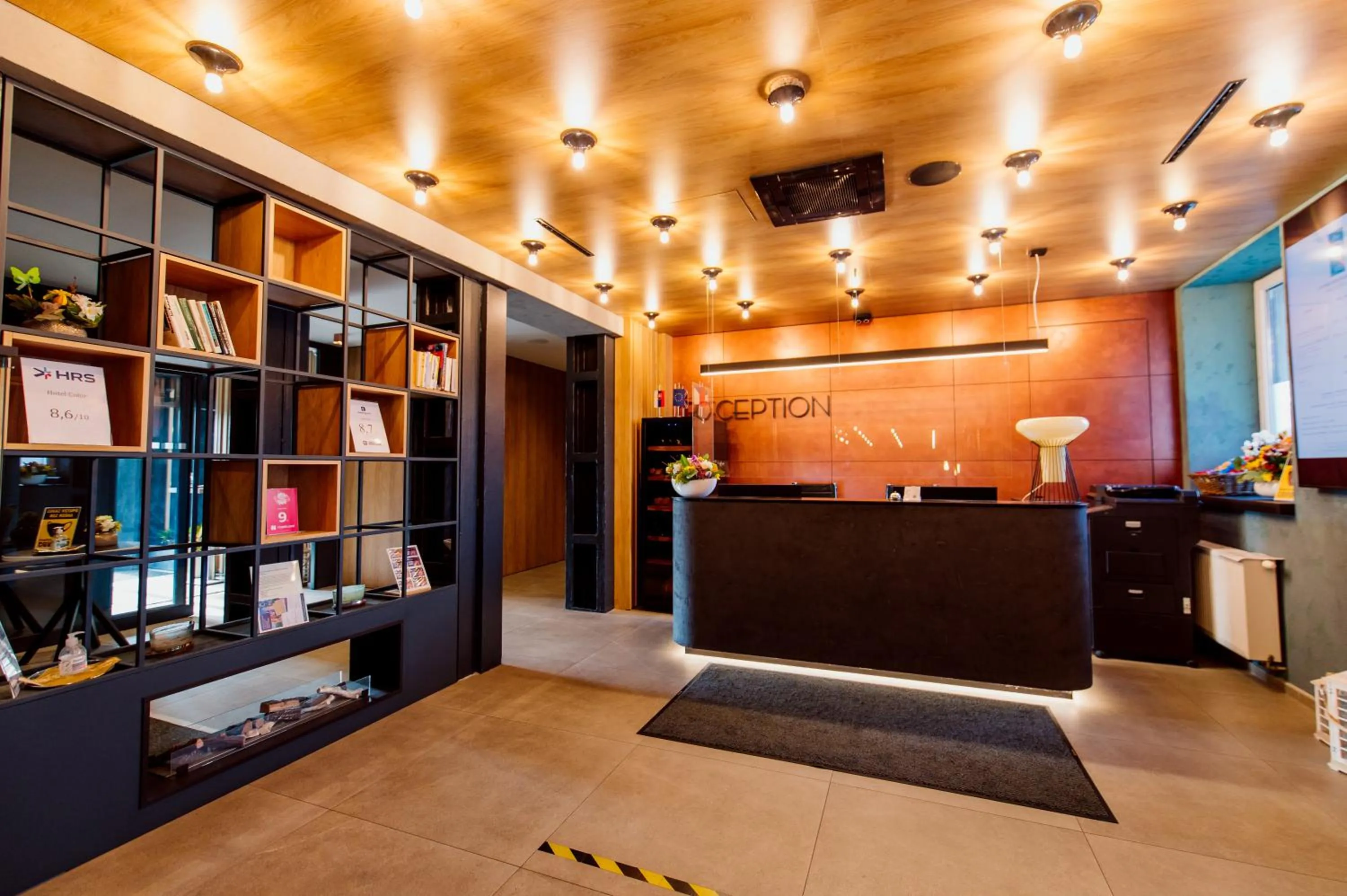 Lobby or reception in Hotel Color