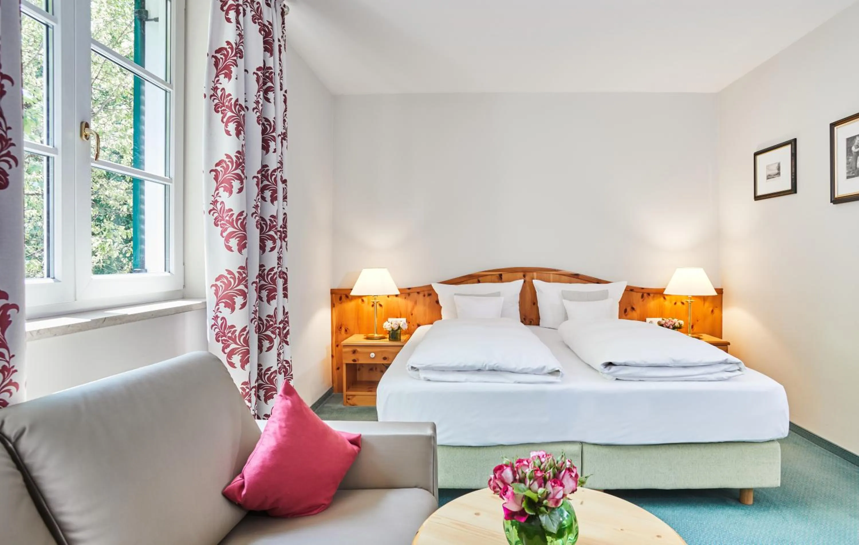 Photo of the whole room, Bed in Hotel Freisinger Hof