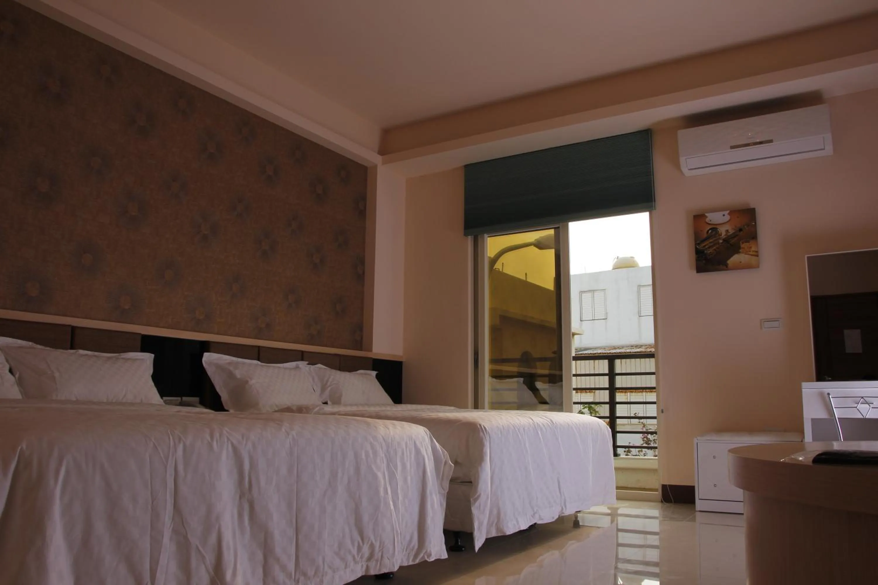 Bed in Days Good Guest House